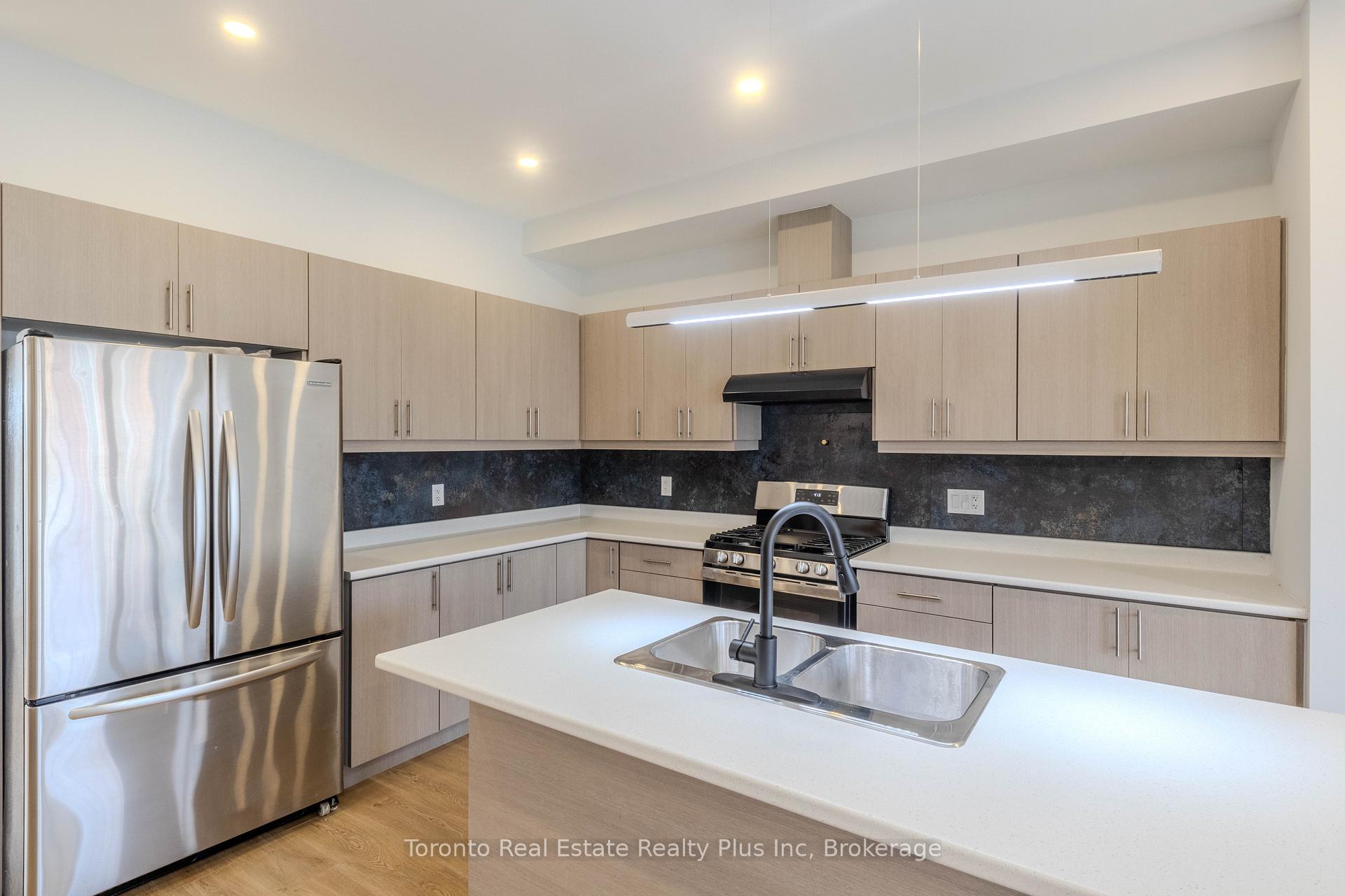 Photo 6 of 223 Robina Ave, Toronto, Oakwood Village — HOMEH