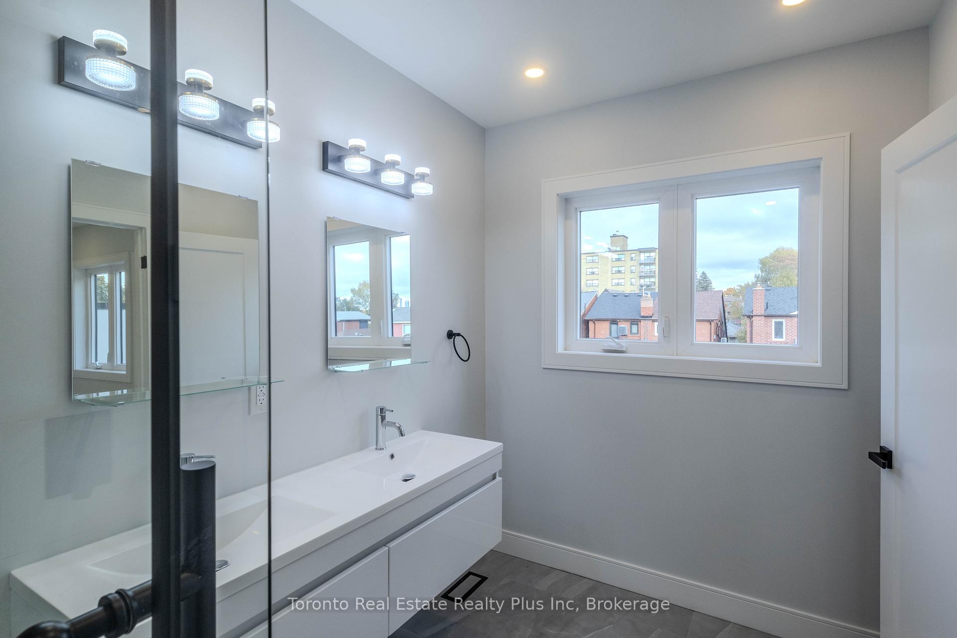 Photo 16 of 223 Robina Ave, Toronto, Oakwood Village — HOMEH