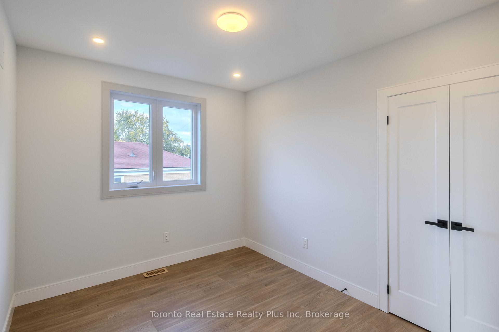 Photo 31 of 223 Robina Ave, Toronto, Oakwood Village — HOMEH