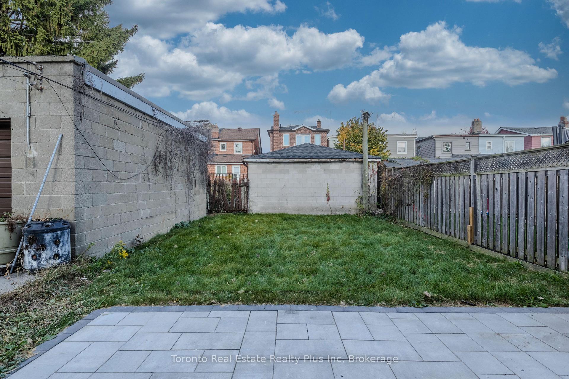 Photo 32 of 223 Robina Ave, Toronto, Oakwood Village — HOMEH