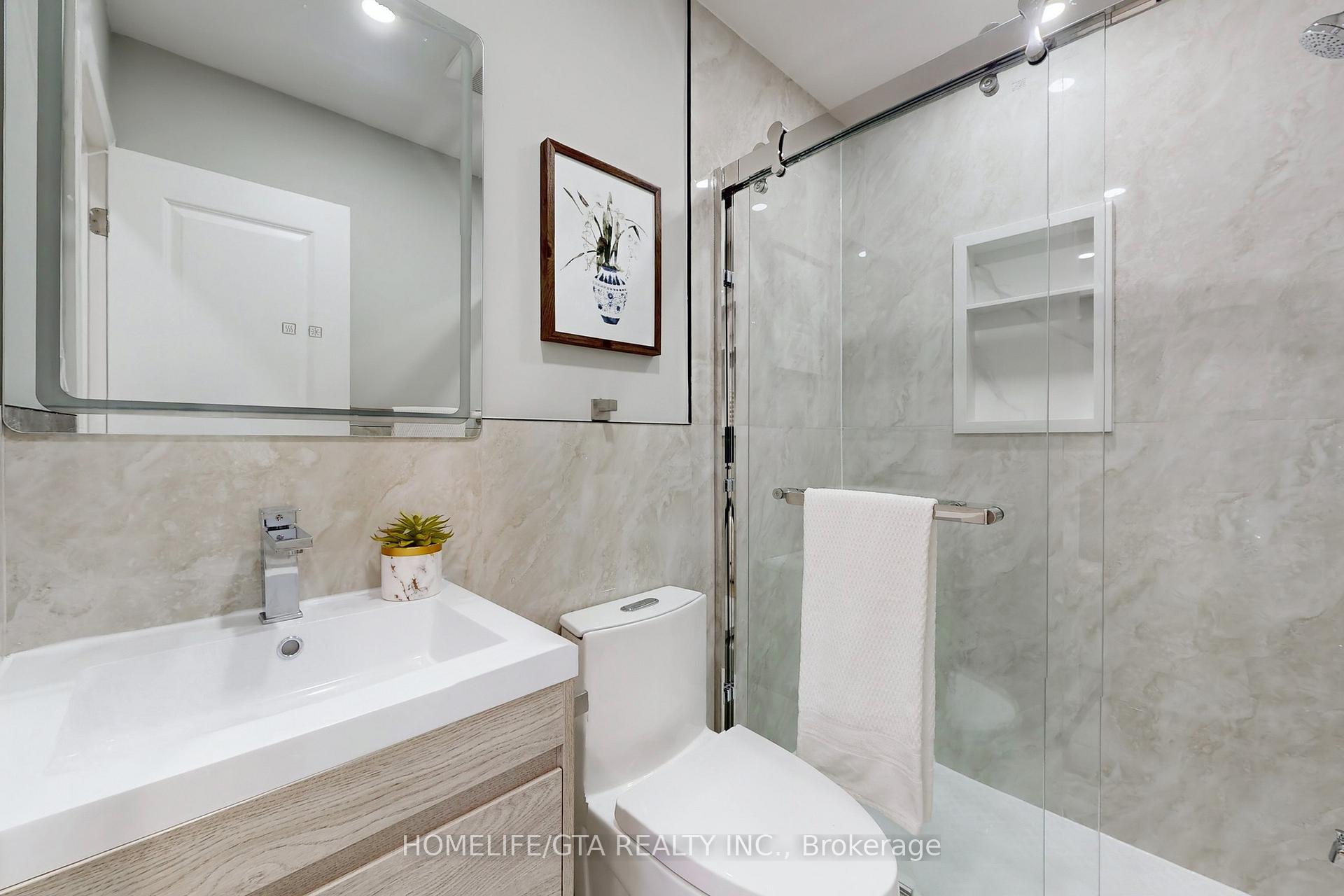 Photo 19 of 16 Woolwick Drive, Scarborough, Woburn — HOMEH