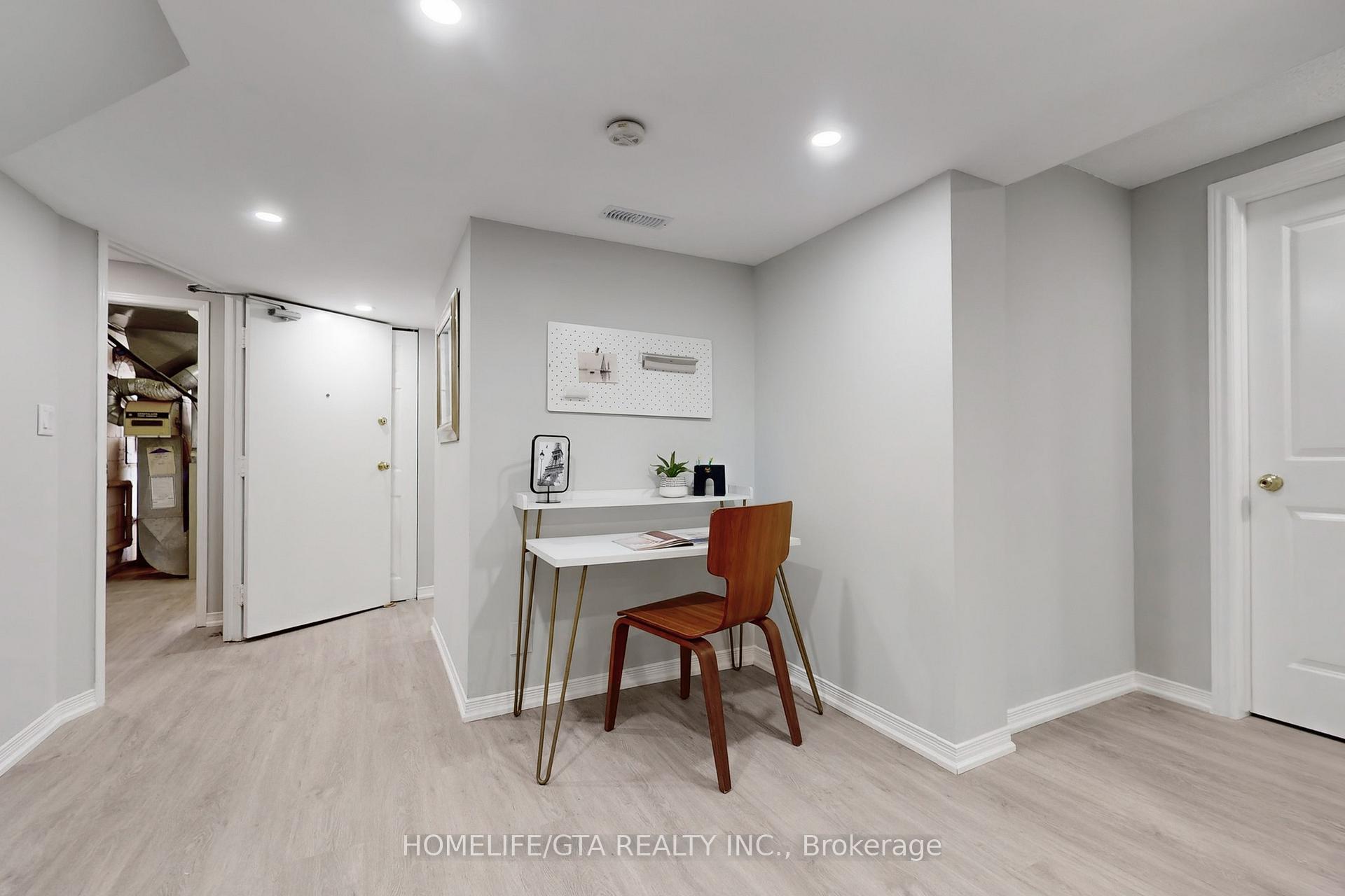 Photo 38 of 16 Woolwick Drive, Scarborough, Woburn — HOMEH