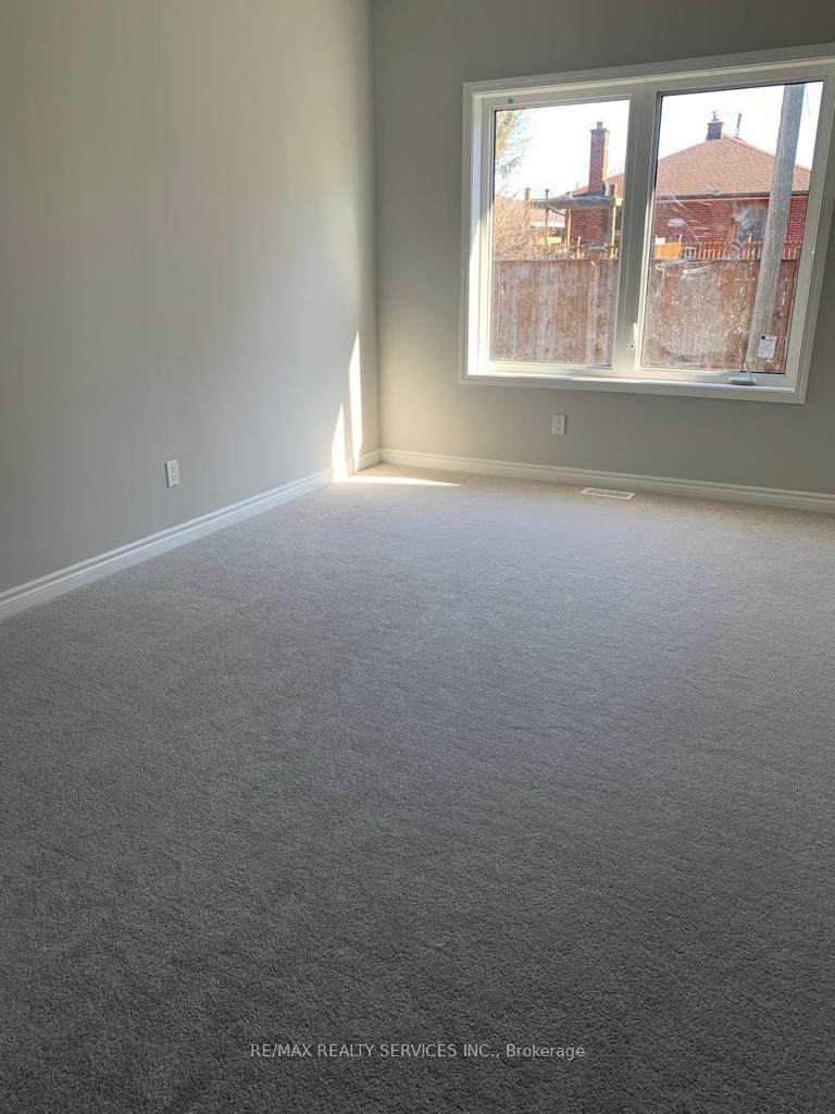 Photo 4 of 224 Morton Street E, Thorold, Allanburg/Thorold South — HOMEH