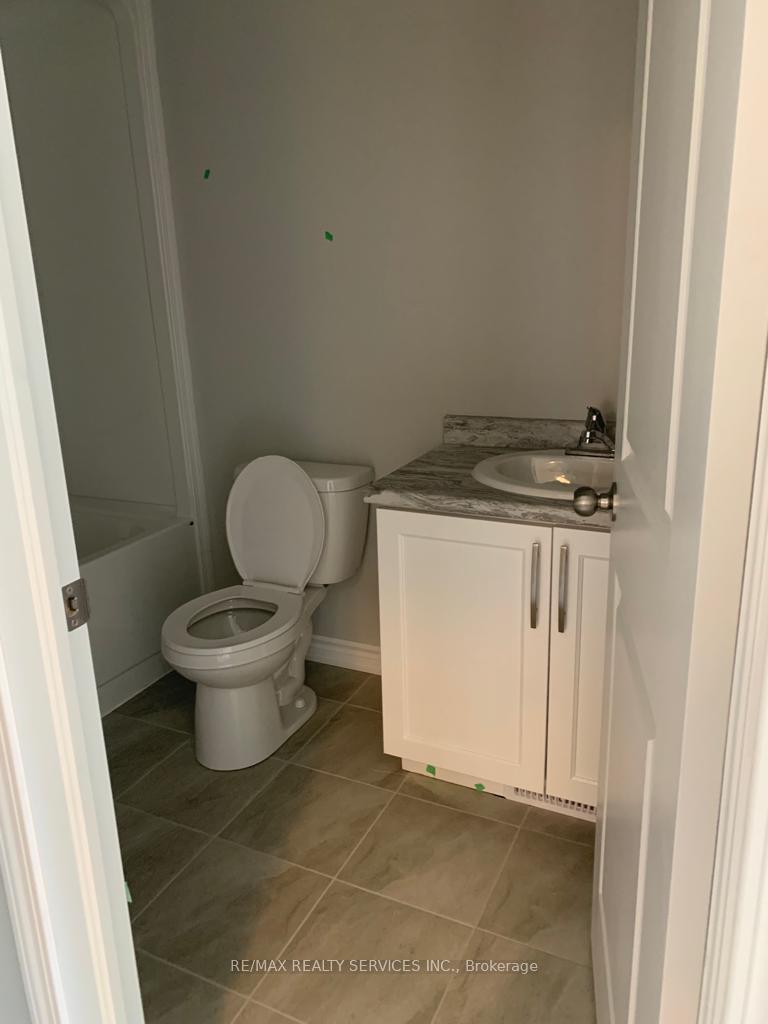 Photo 5 of 224 Morton Street E, Thorold, Allanburg/Thorold South — HOMEH