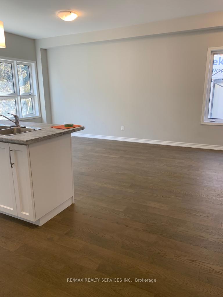 Photo 7 of 224 Morton Street E, Thorold, Allanburg/Thorold South — HOMEH