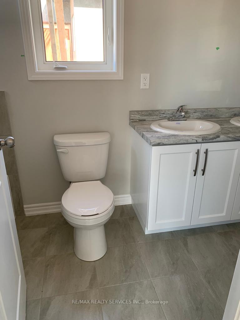 Photo 20 of 224 Morton Street E, Thorold, Allanburg/Thorold South — HOMEH