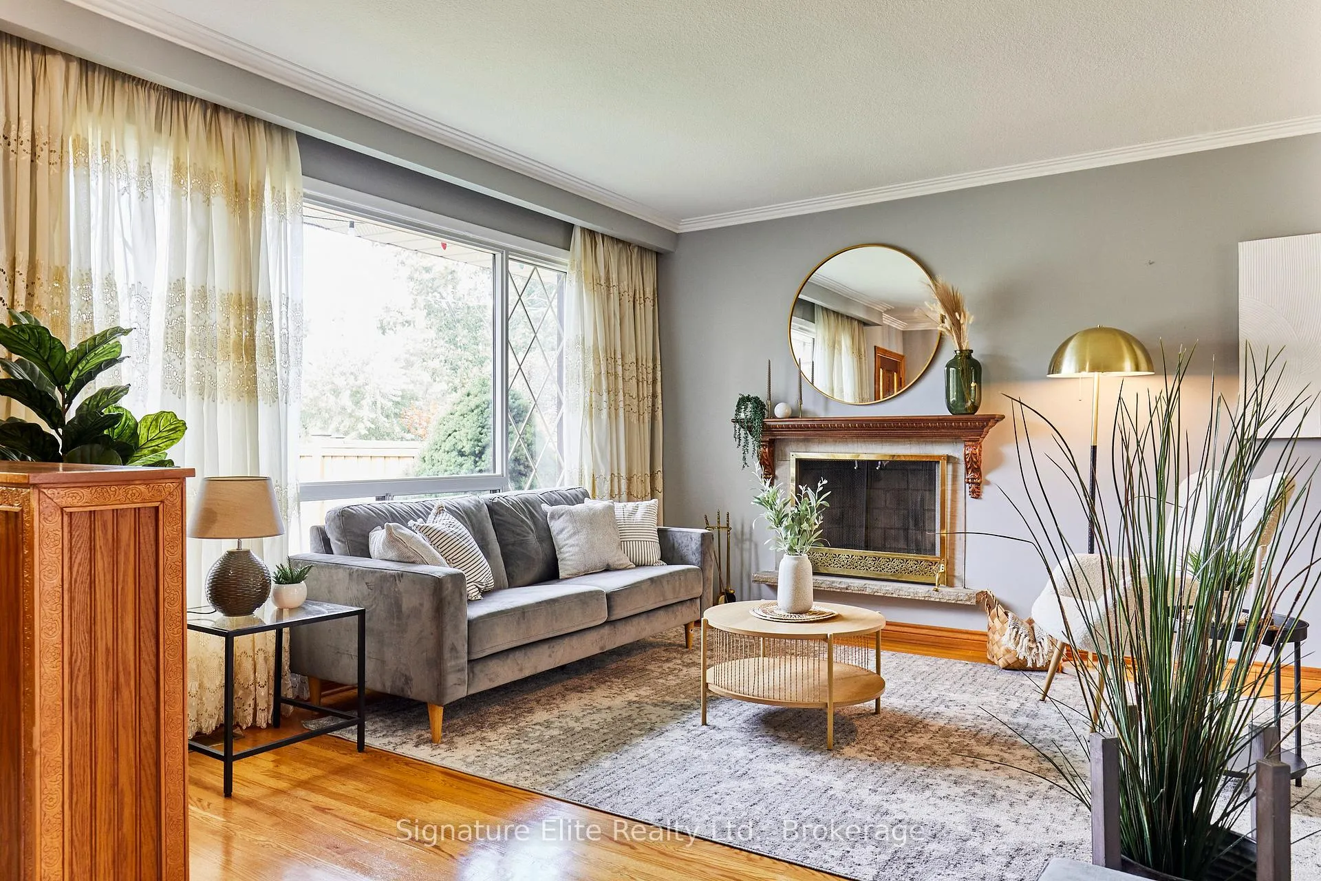 Photo 1 of 4 Cora Crescent, Scarborough, Bendale — HOMEH