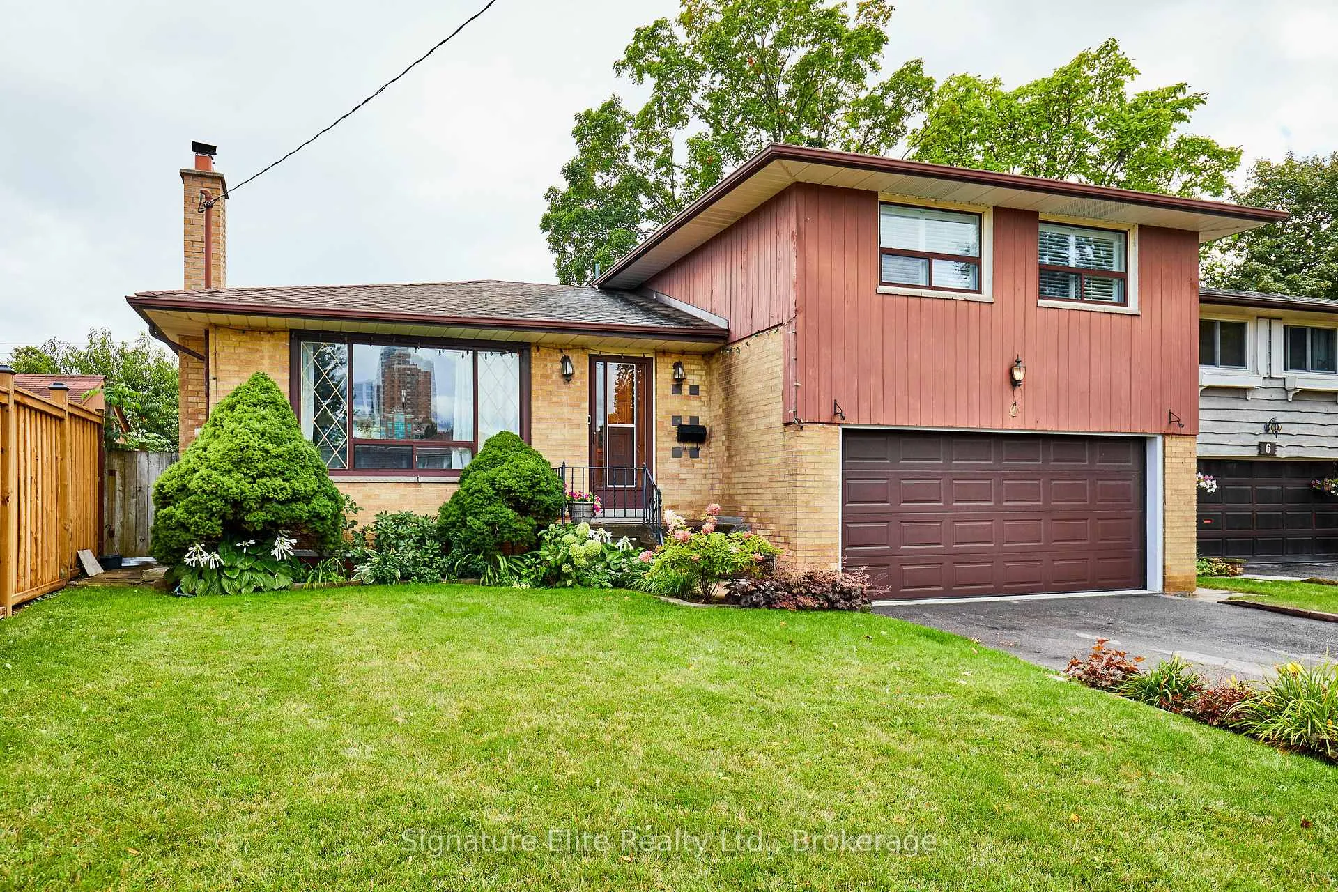 Photo 35 of 4 Cora Crescent, Scarborough, Bendale — HOMEH