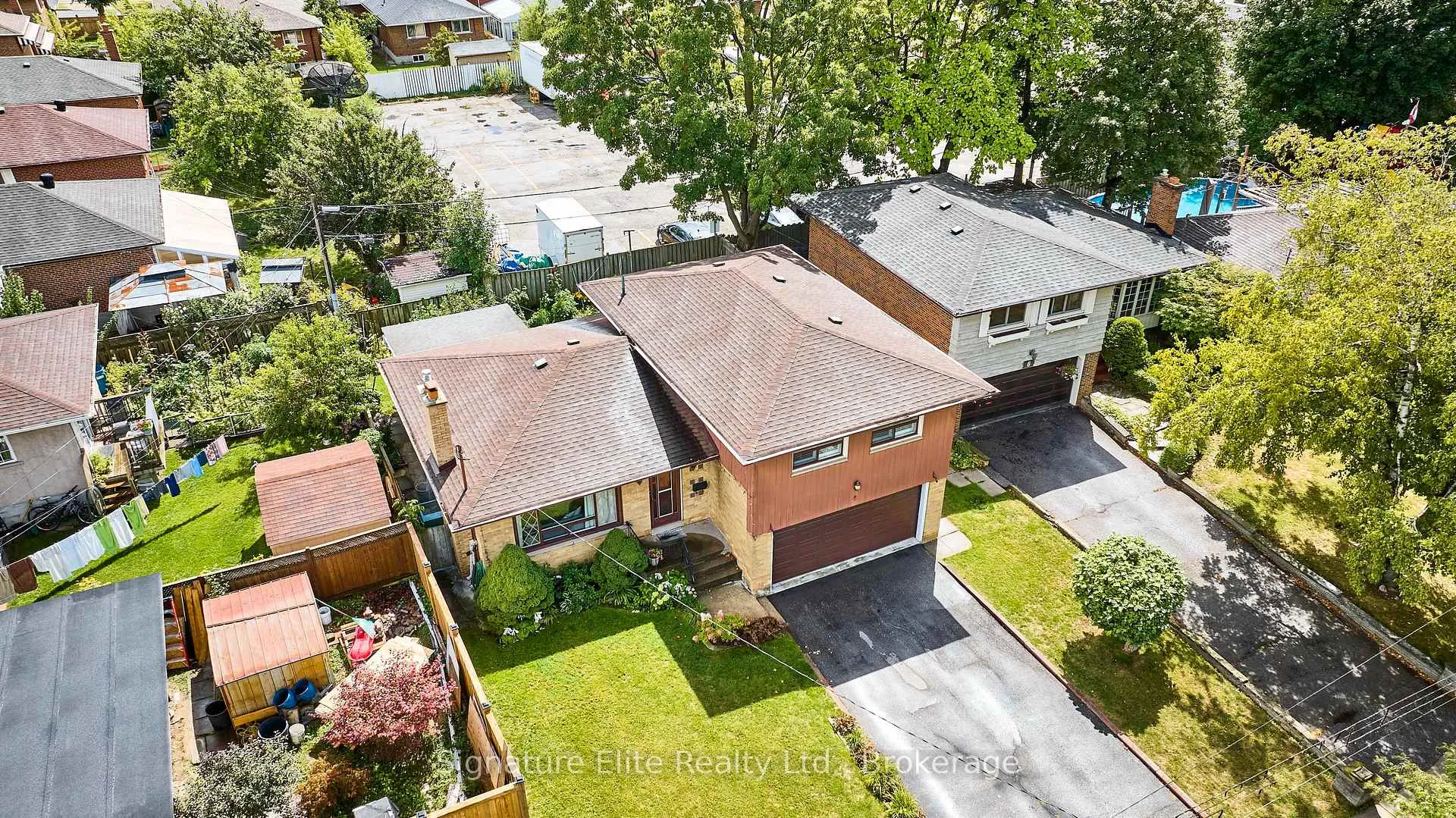 Photo 36 of 4 Cora Crescent, Scarborough, Bendale — HOMEH
