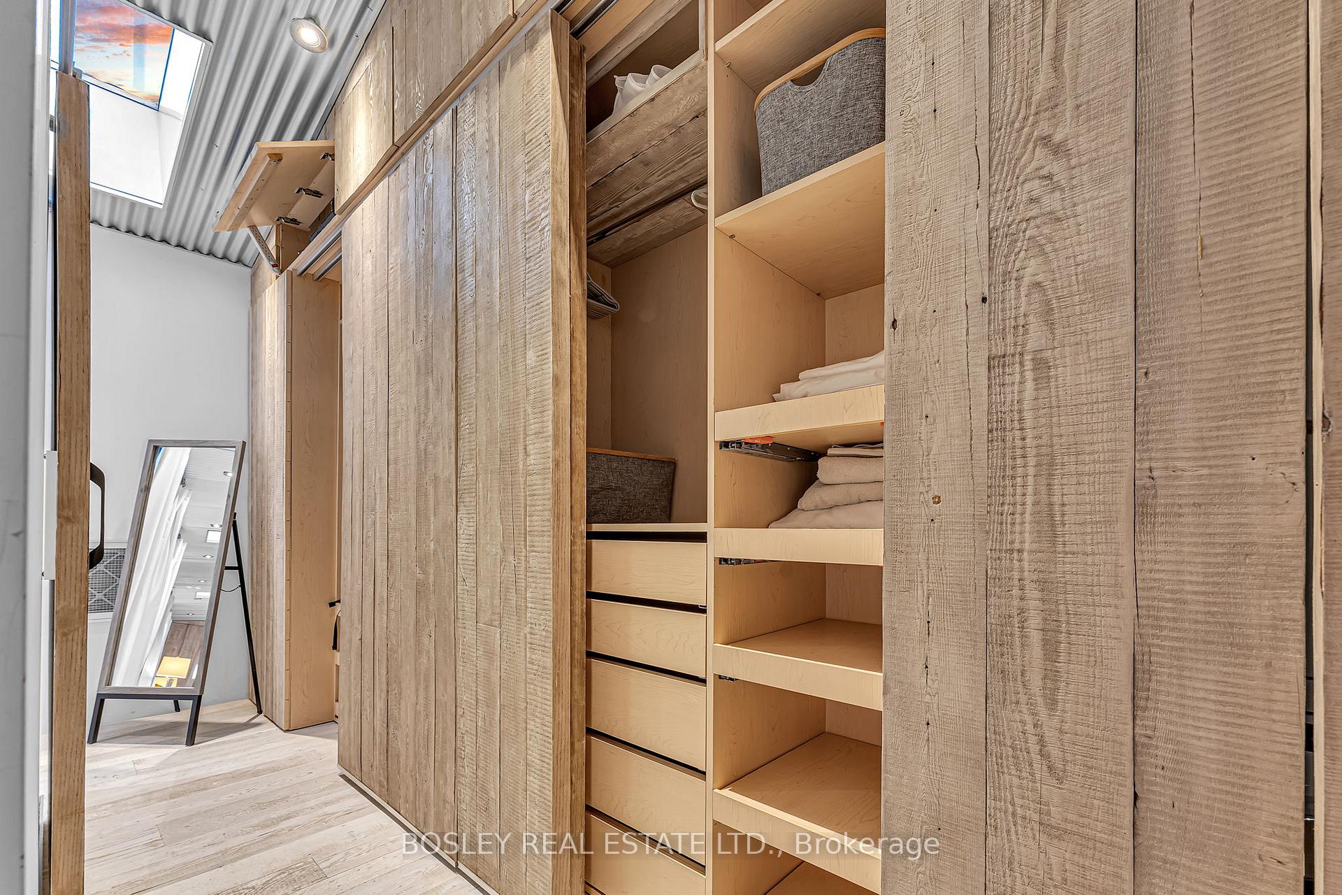 Photo 14 of 15 Peyton Lane, Toronto, South Riverdale — HOMEH