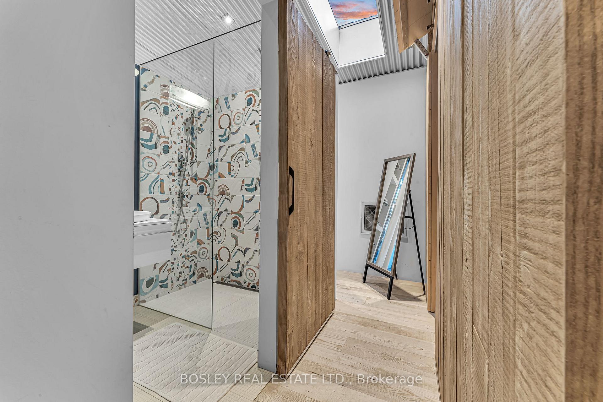 Photo 15 of 15 Peyton Lane, Toronto, South Riverdale — HOMEH