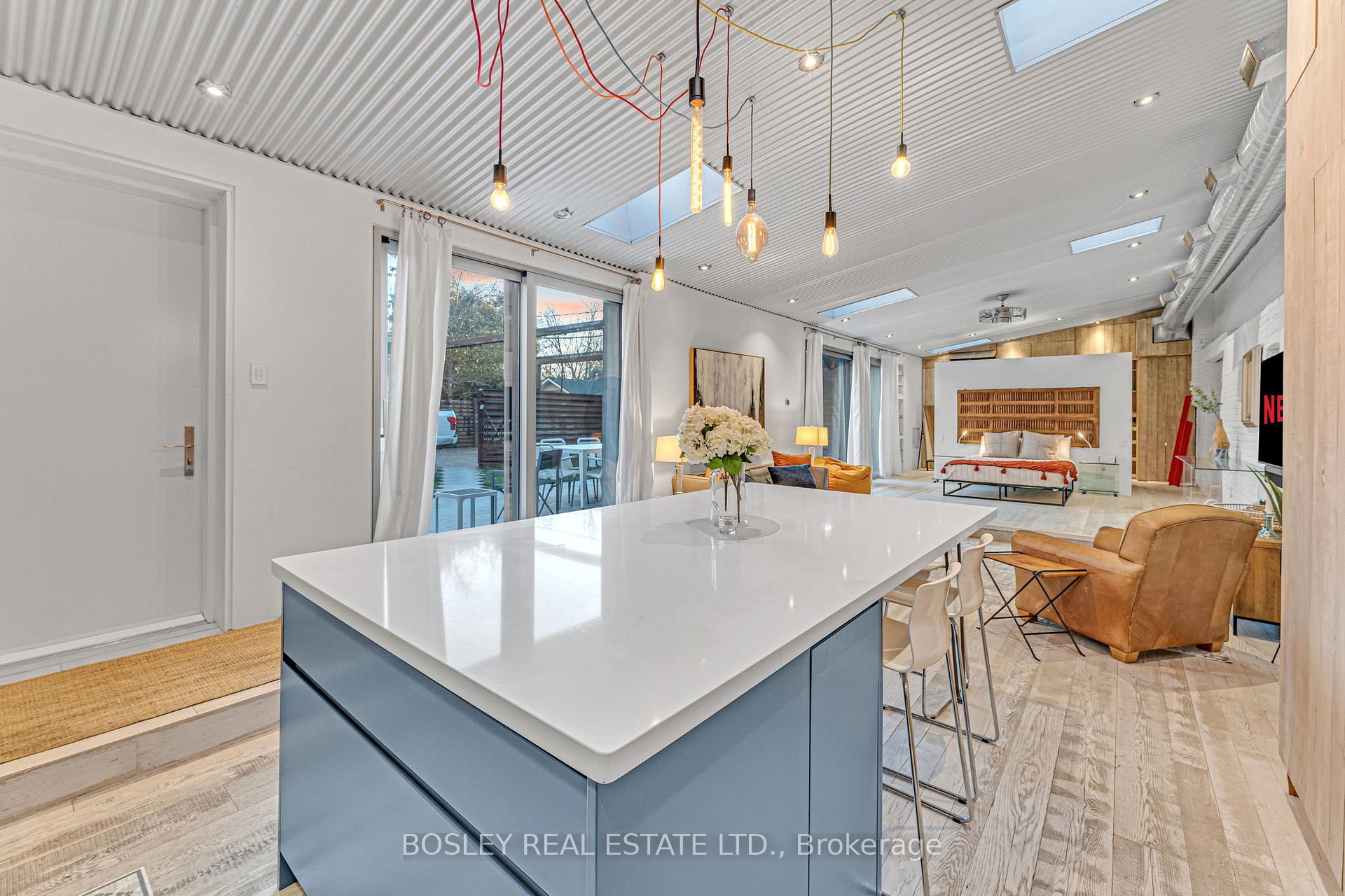 Photo 24 of 15 Peyton Lane, Toronto, South Riverdale — HOMEH