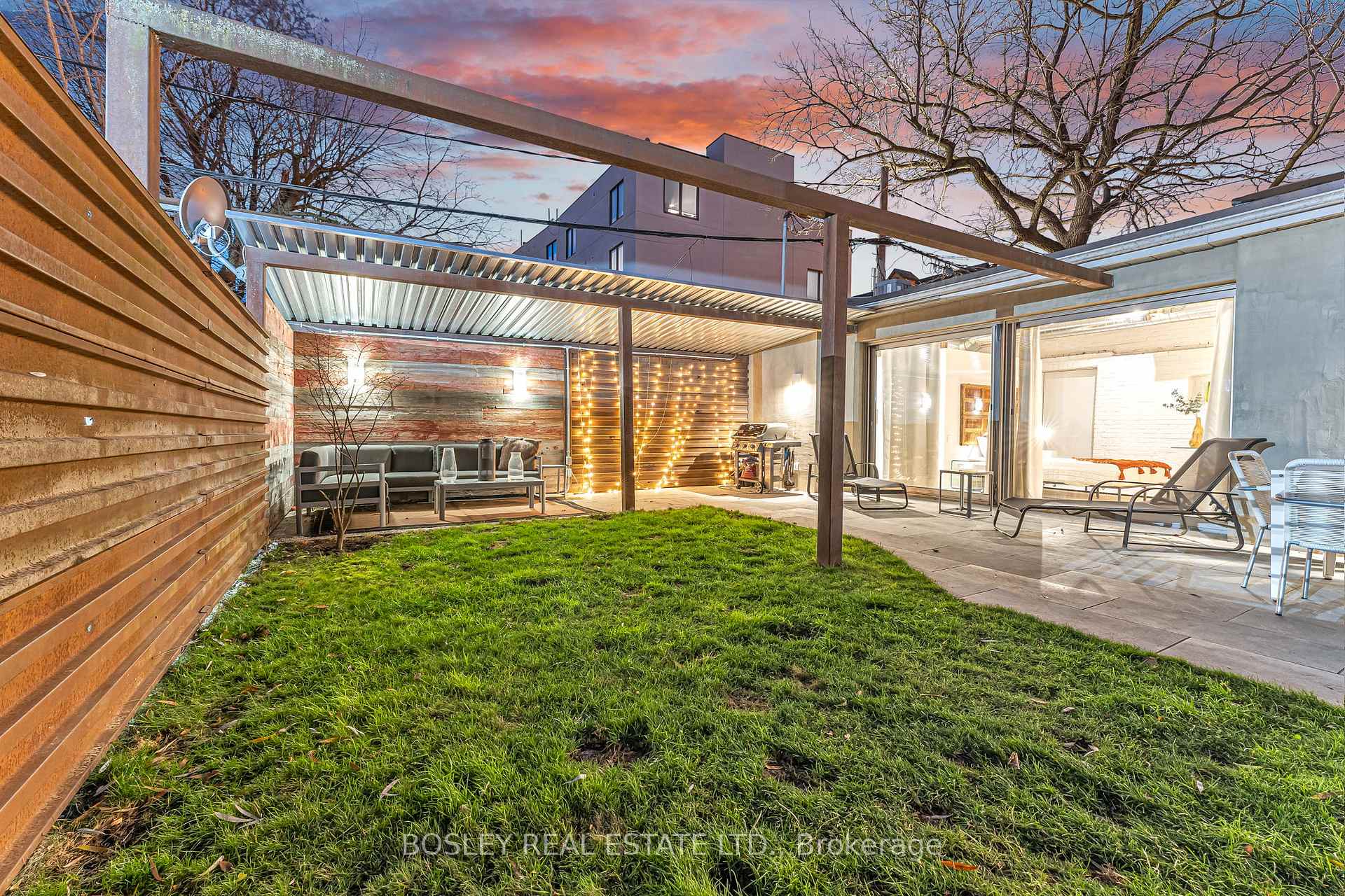 Photo 28 of 15 Peyton Lane, Toronto, South Riverdale — HOMEH