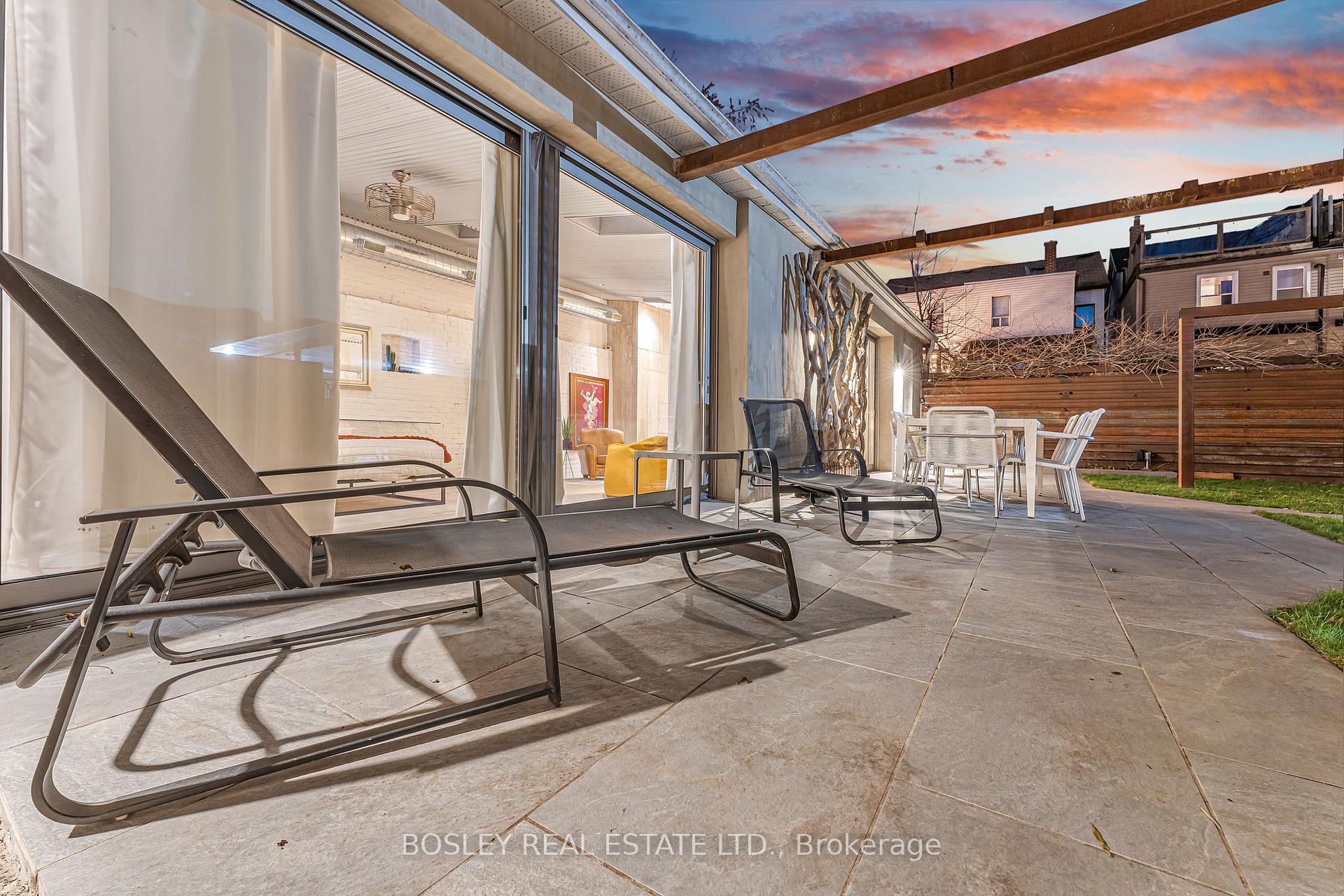 Photo 31 of 15 Peyton Lane, Toronto, South Riverdale — HOMEH
