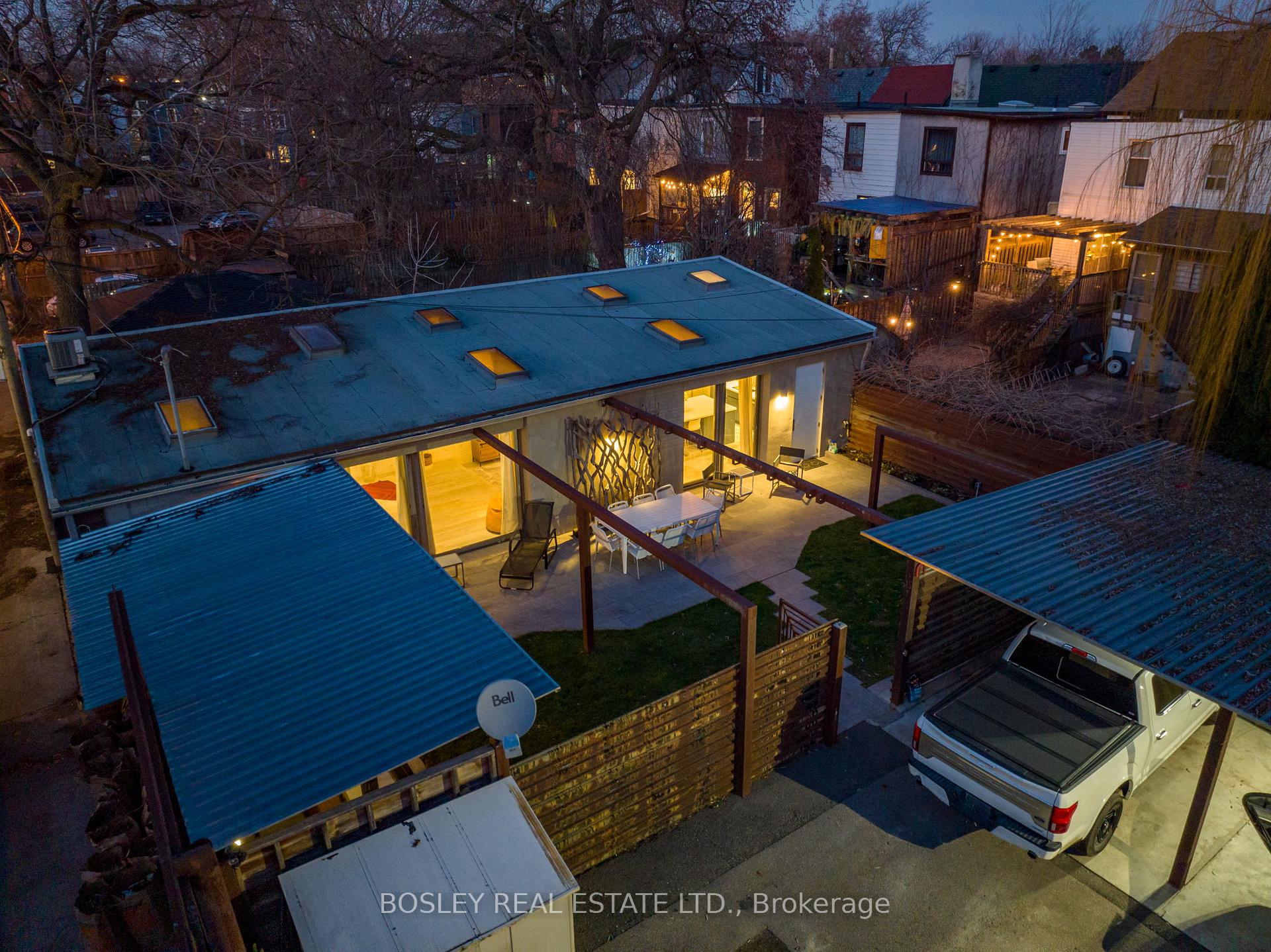 Photo 36 of 15 Peyton Lane, Toronto, South Riverdale — HOMEH