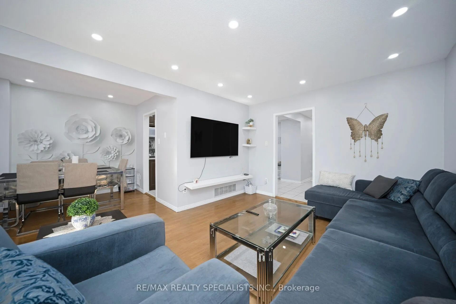 Photo 10 of 30 Greenwich Circle, Brampton, Northgate — HOMEH