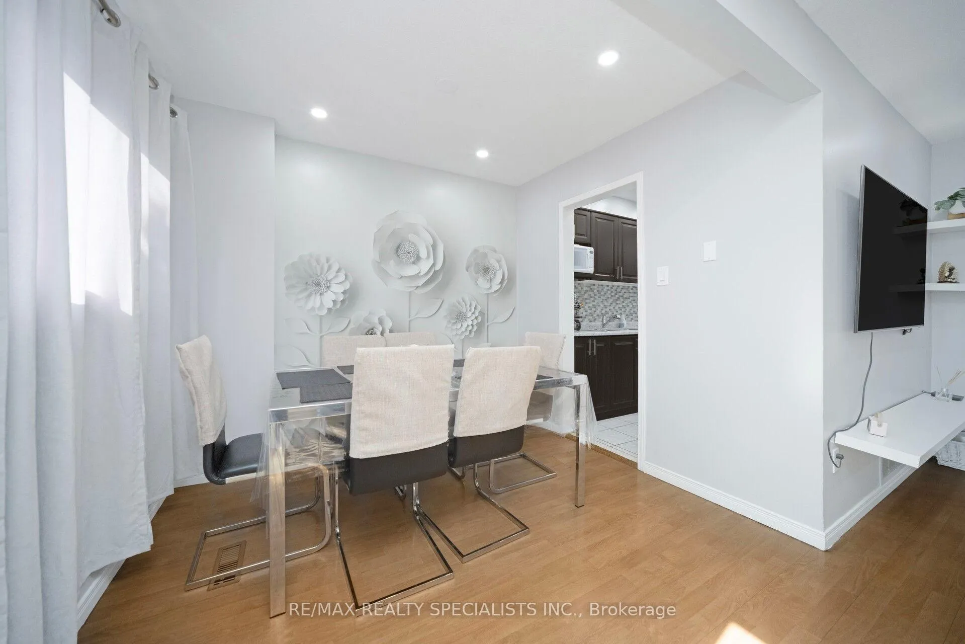 Photo 12 of 30 Greenwich Circle, Brampton, Northgate — HOMEH