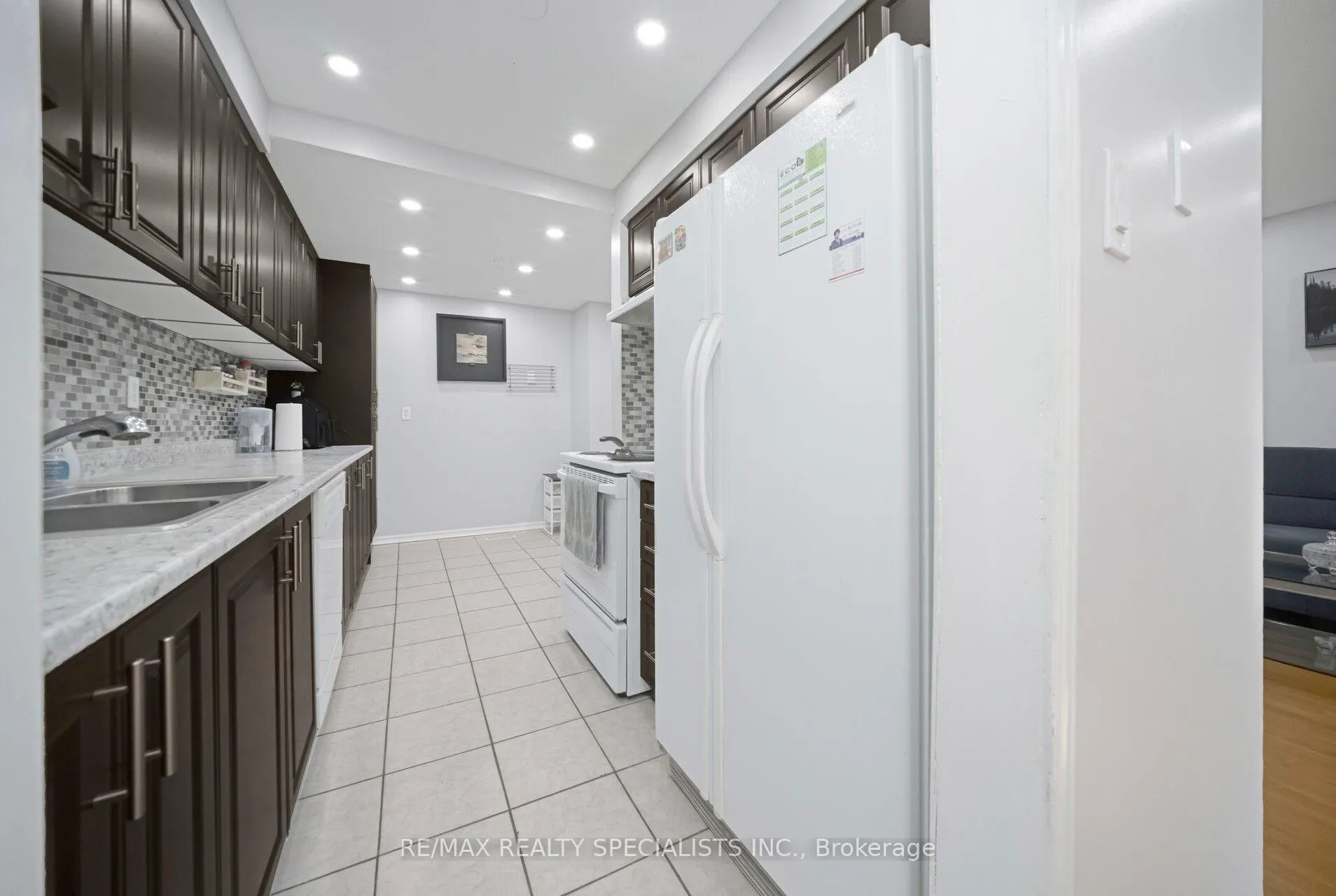 Photo 13 of 30 Greenwich Circle, Brampton, Northgate — HOMEH