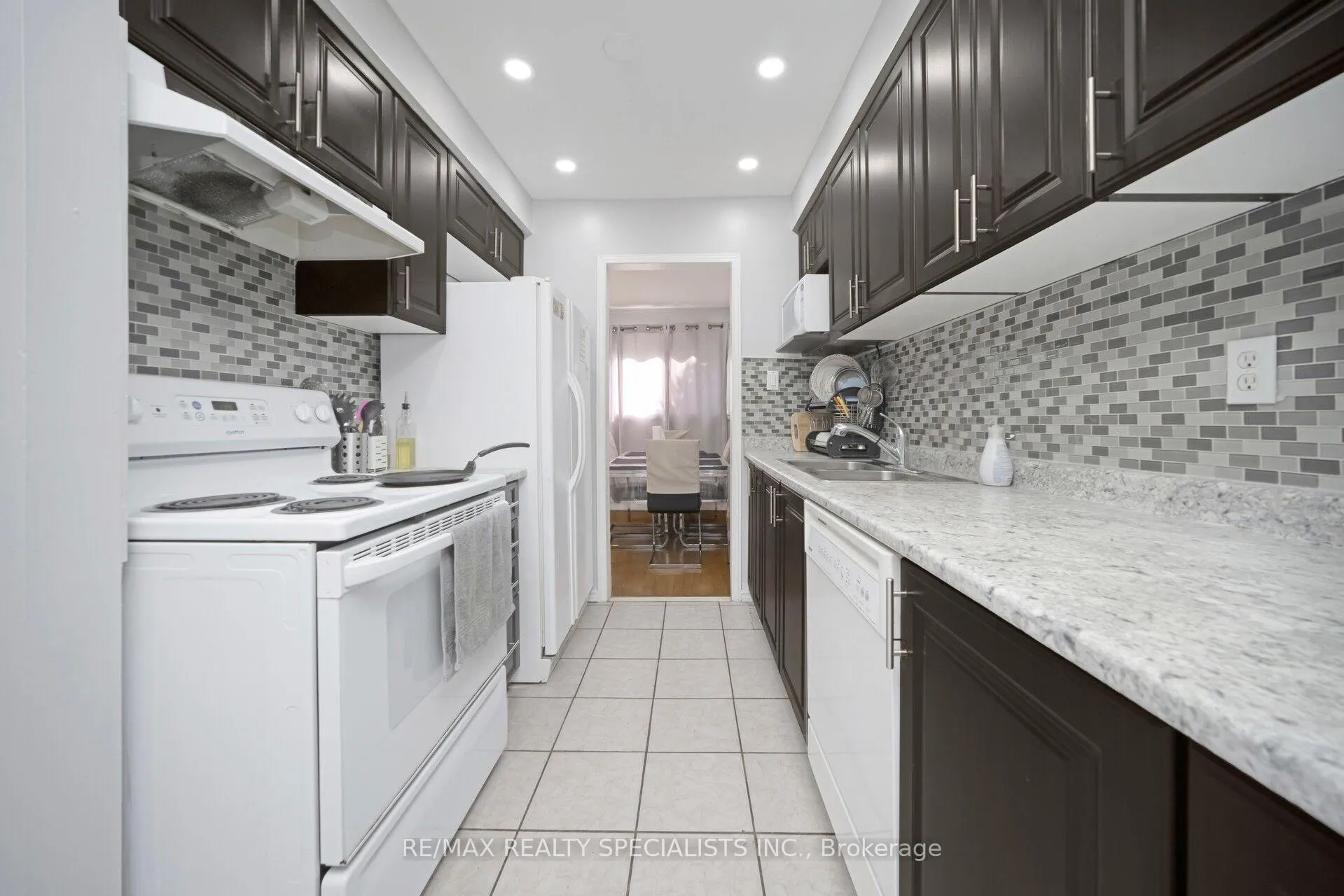 Photo 16 of 30 Greenwich Circle, Brampton, Northgate — HOMEH