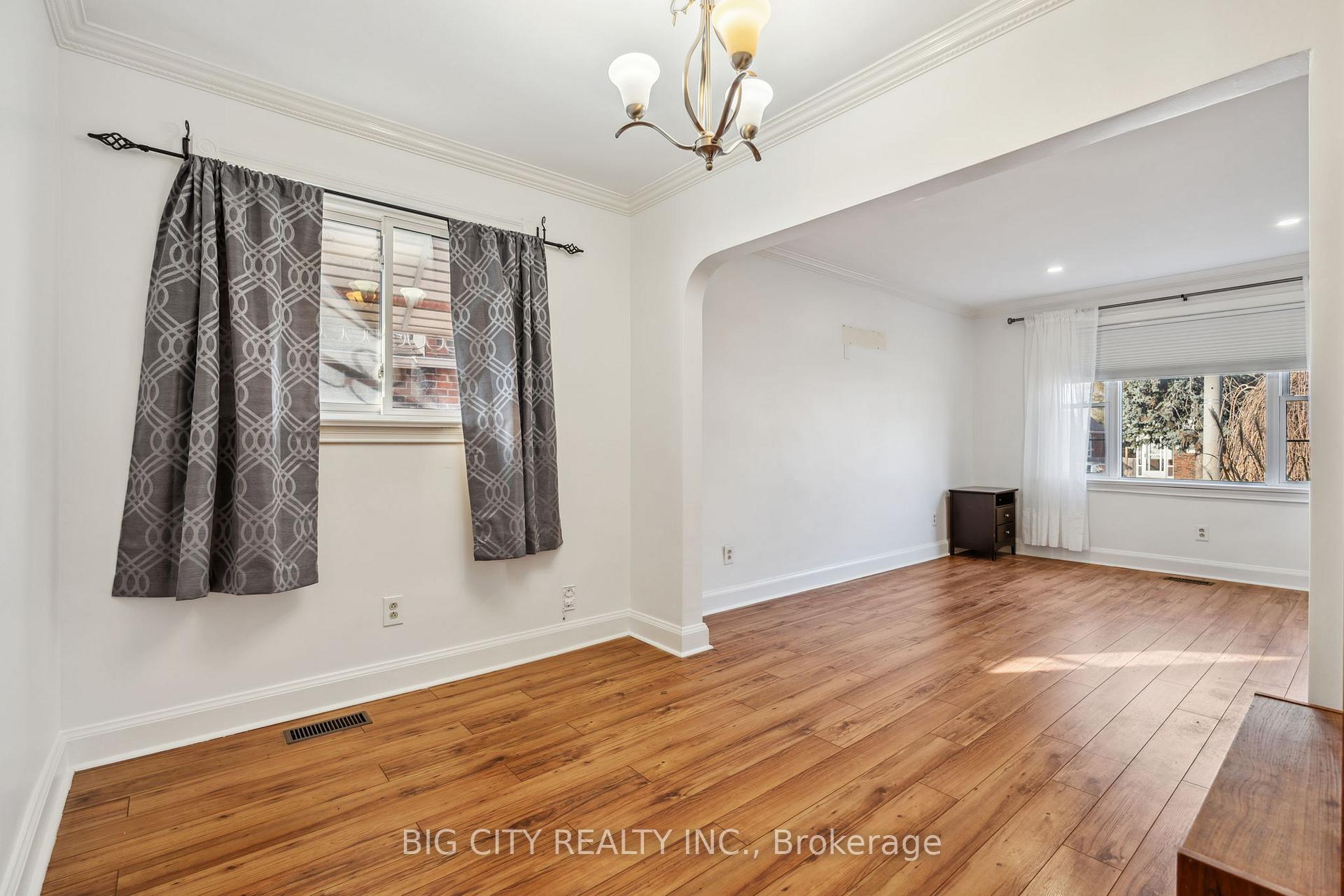 Photo 8 of Unit Main, 21 Amsterdam Avenue, Toronto, O'Connor-Parkview — HOMEH