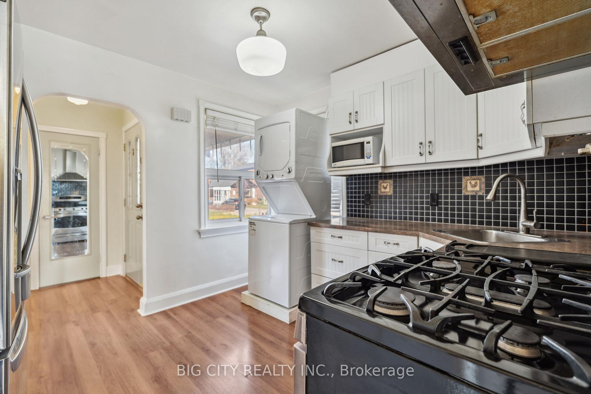 Photo 10 of Unit Main, 21 Amsterdam Avenue, Toronto, O'Connor-Parkview — HOMEH