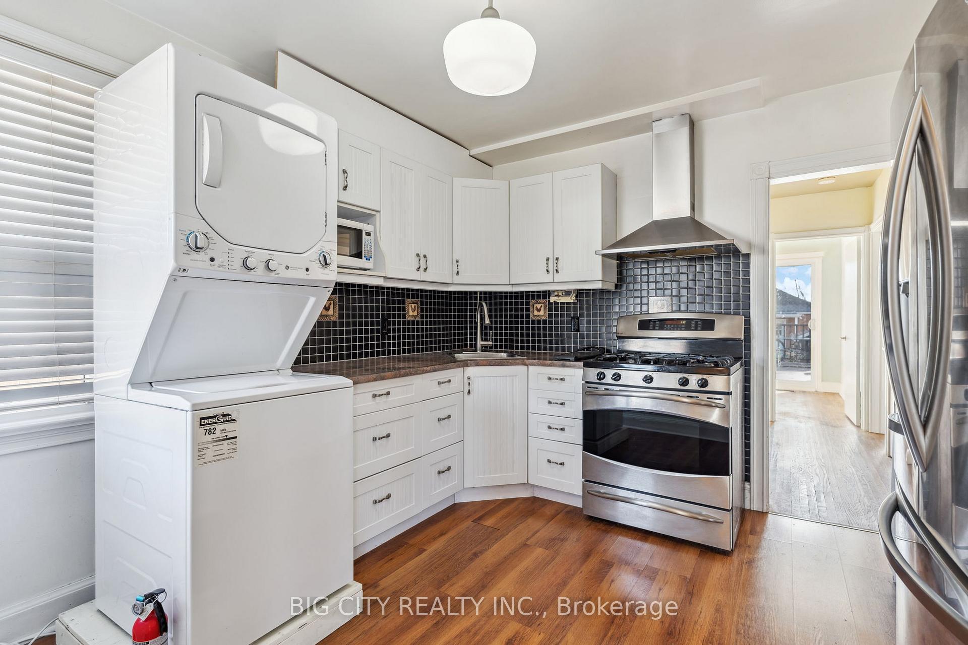 Photo 11 of Unit Main, 21 Amsterdam Avenue, Toronto, O'Connor-Parkview — HOMEH