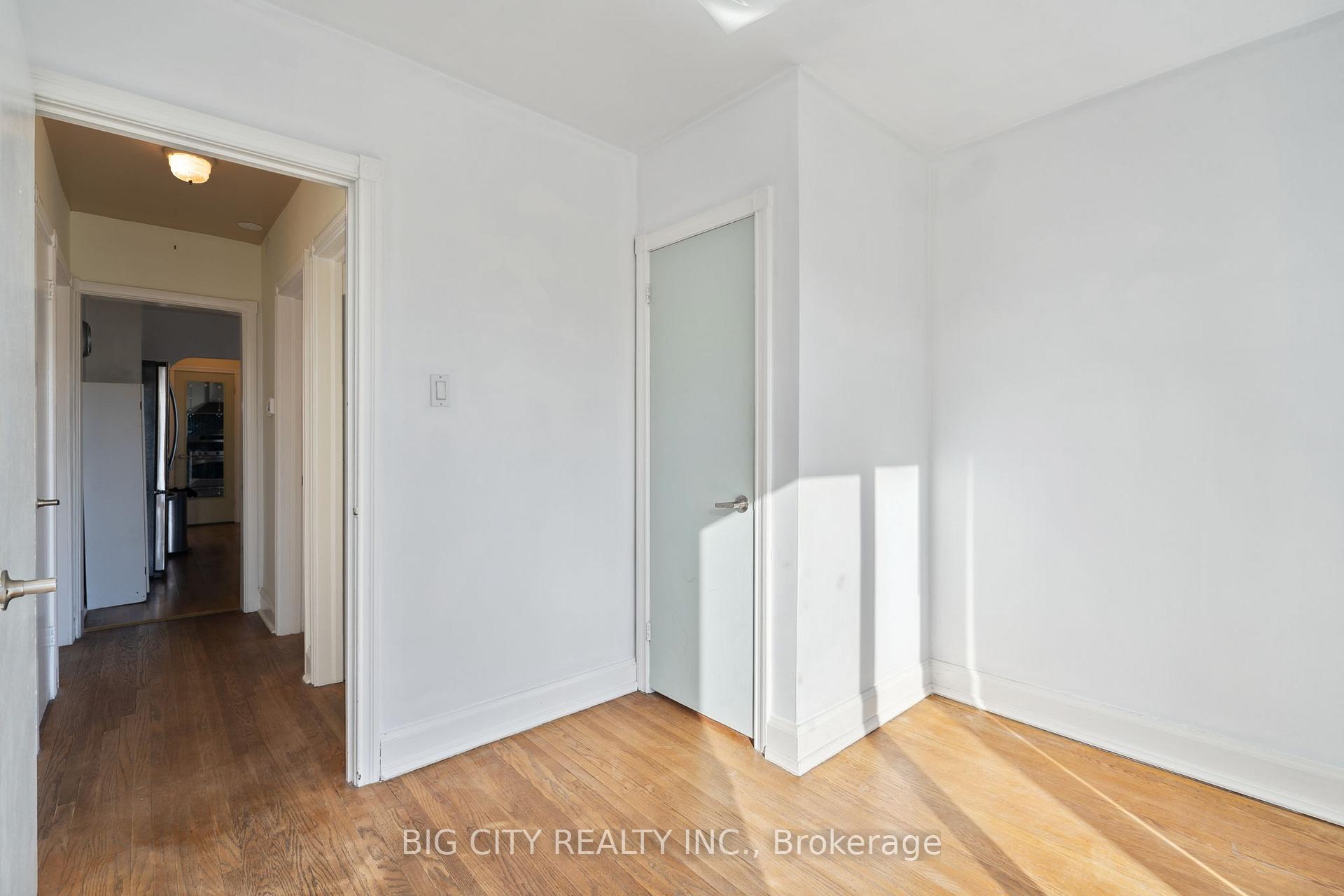 Photo 14 of Unit Main, 21 Amsterdam Avenue, Toronto, O'Connor-Parkview — HOMEH
