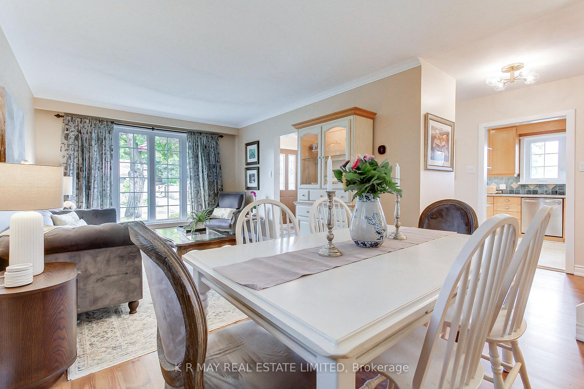 Photo 15 of 4 Mayhill Crescent, Scarborough, Woburn — HOMEH