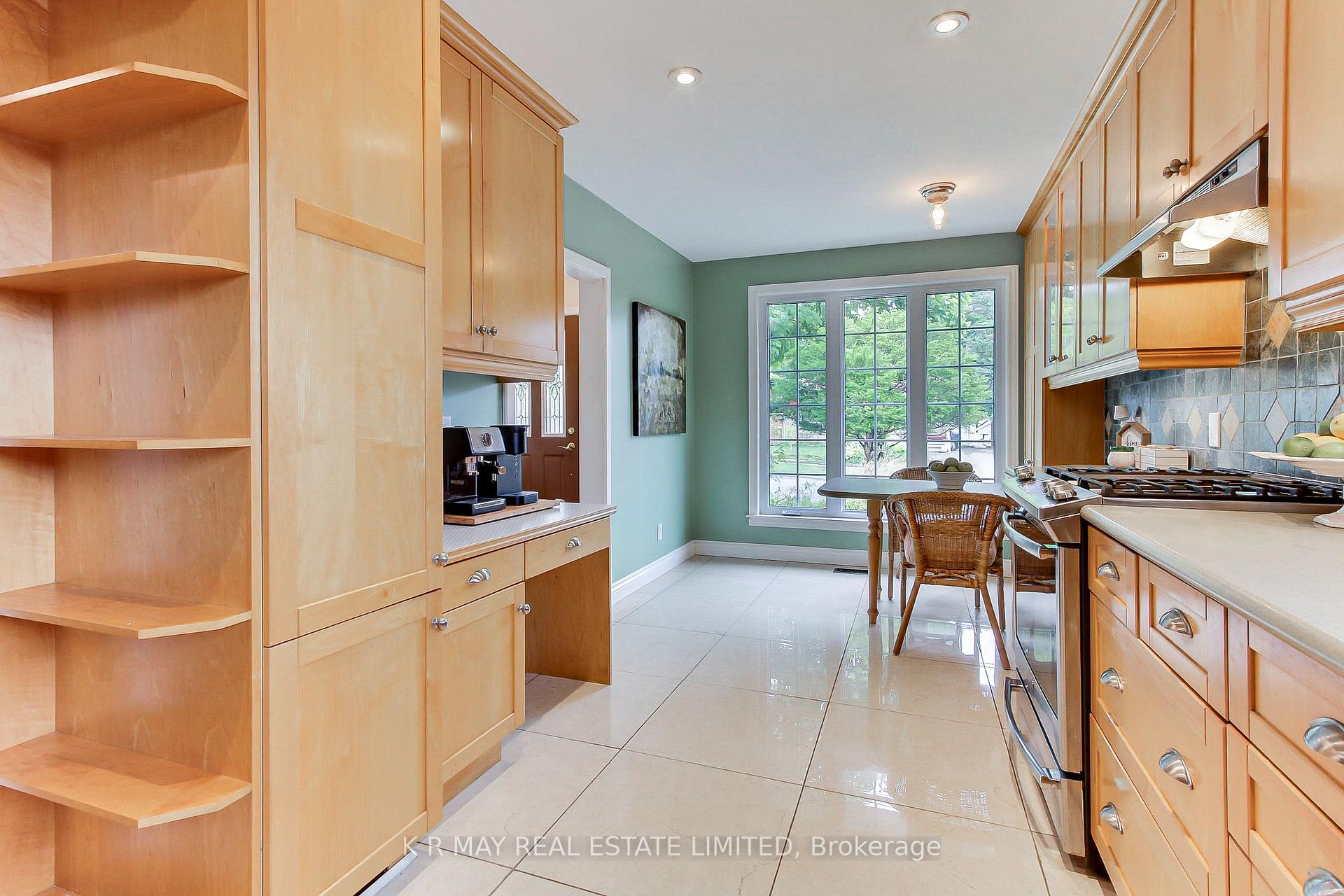 Photo 19 of 4 Mayhill Crescent, Scarborough, Woburn — HOMEH