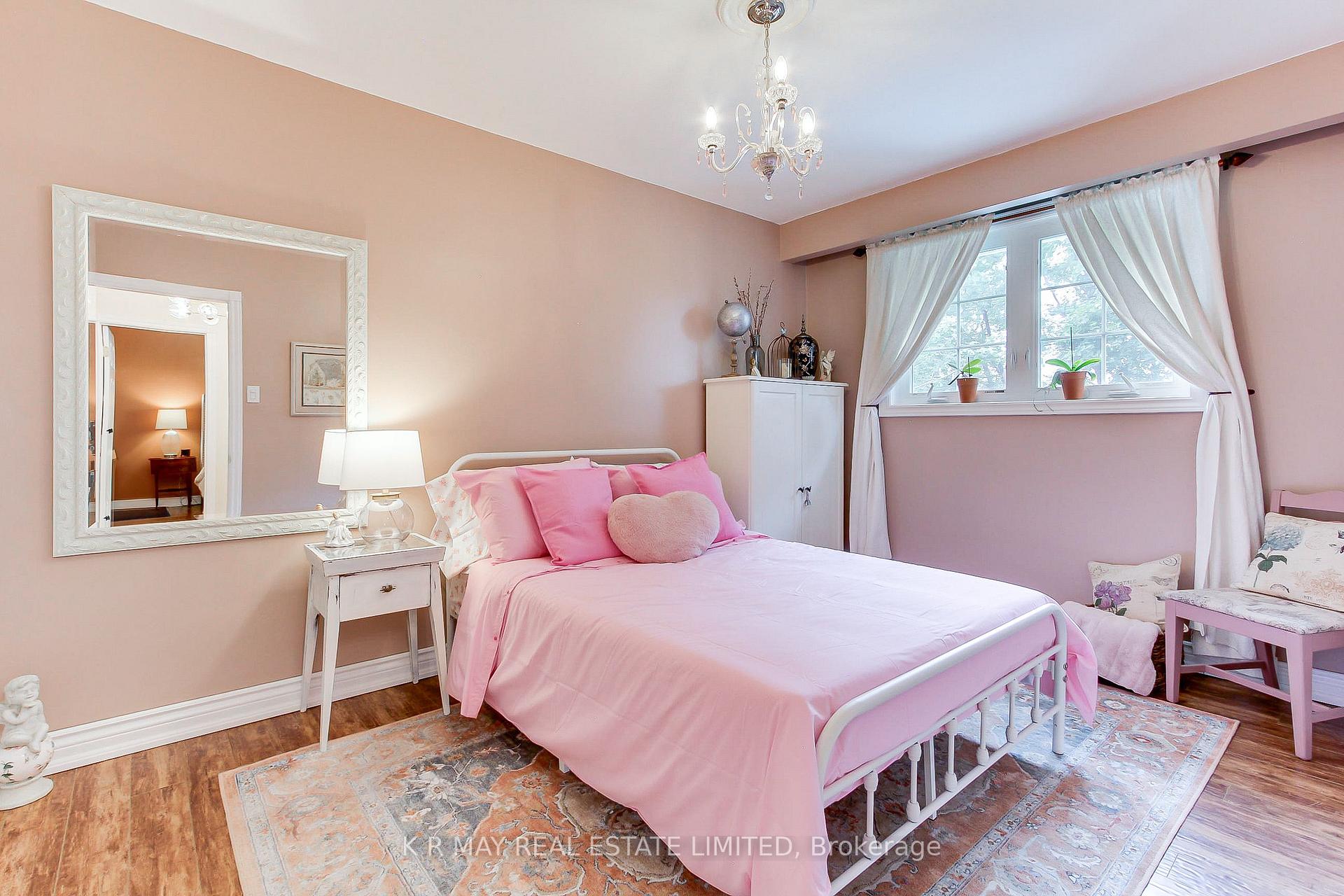 Photo 26 of 4 Mayhill Crescent, Scarborough, Woburn — HOMEH