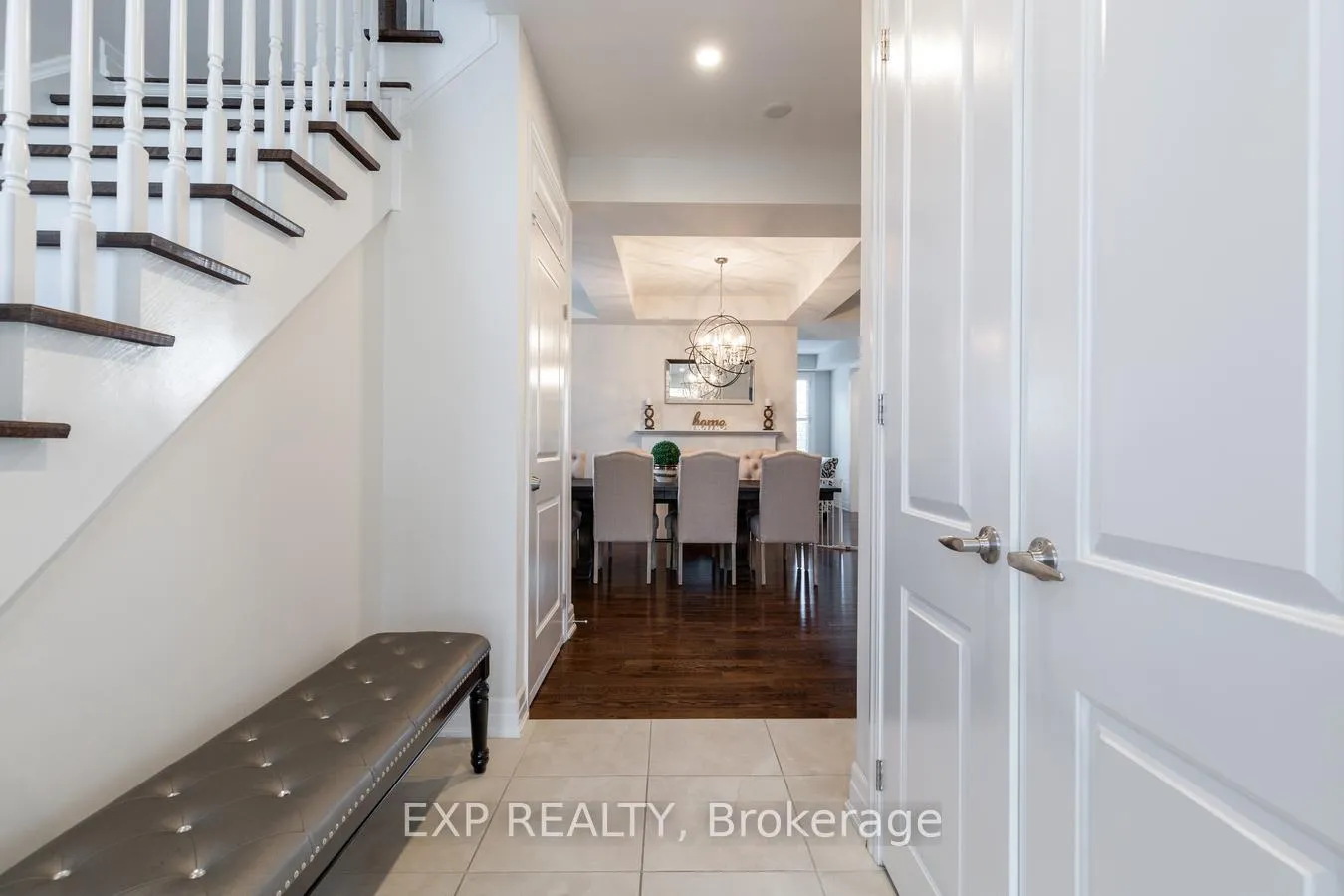 Photo 3 of Unit Upper, 8 Bannister Crescent, Brampton, Northwest Brampton — HOMEH