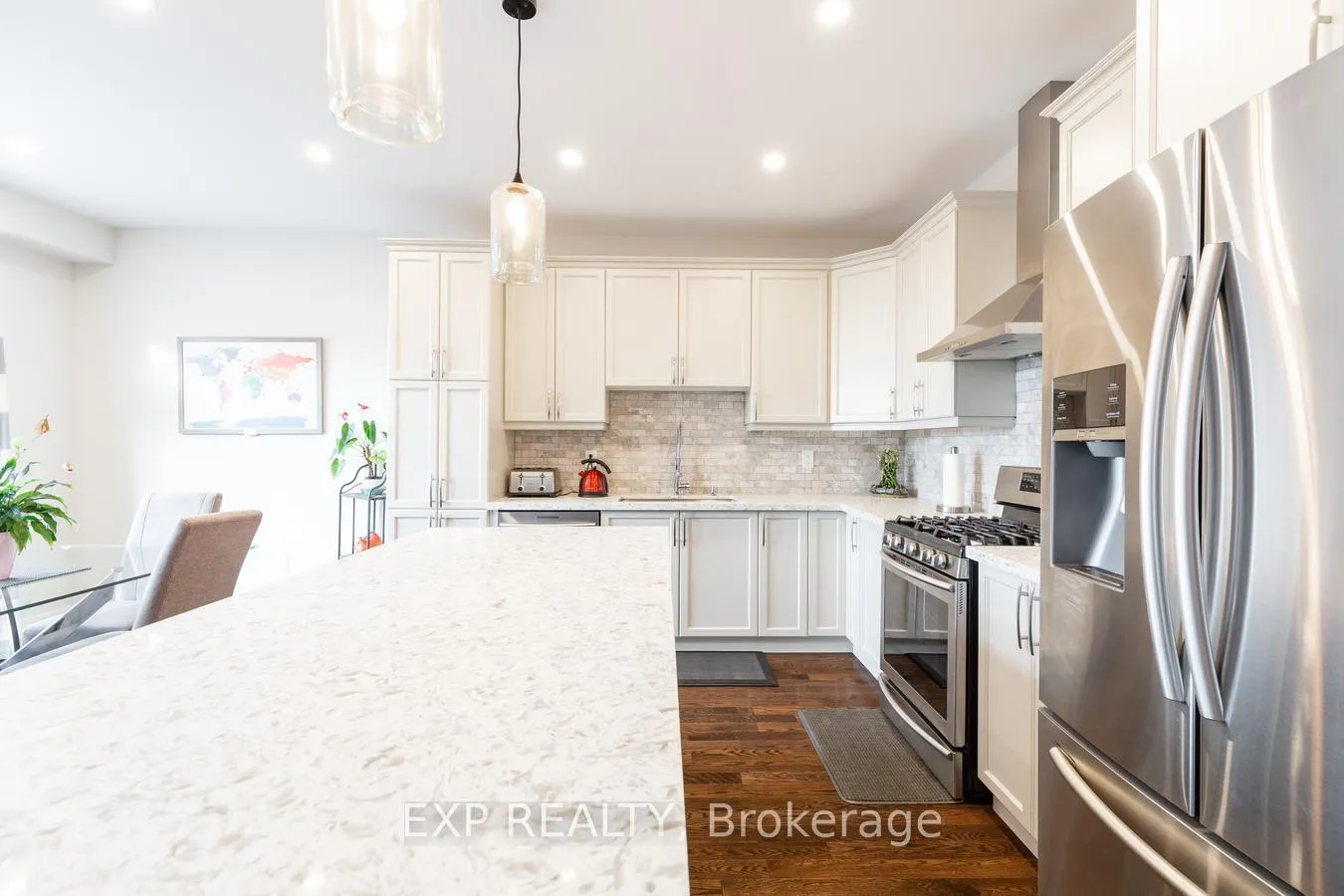 Photo 12 of Unit Upper, 8 Bannister Crescent, Brampton, Northwest Brampton — HOMEH