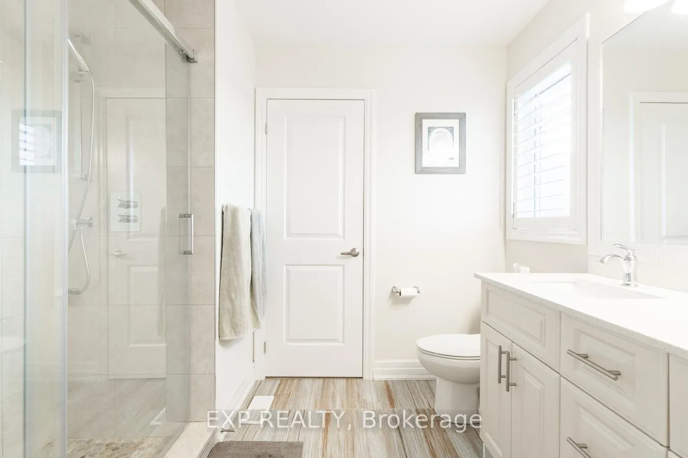 Photo 24 of Unit Upper, 8 Bannister Crescent, Brampton, Northwest Brampton — HOMEH