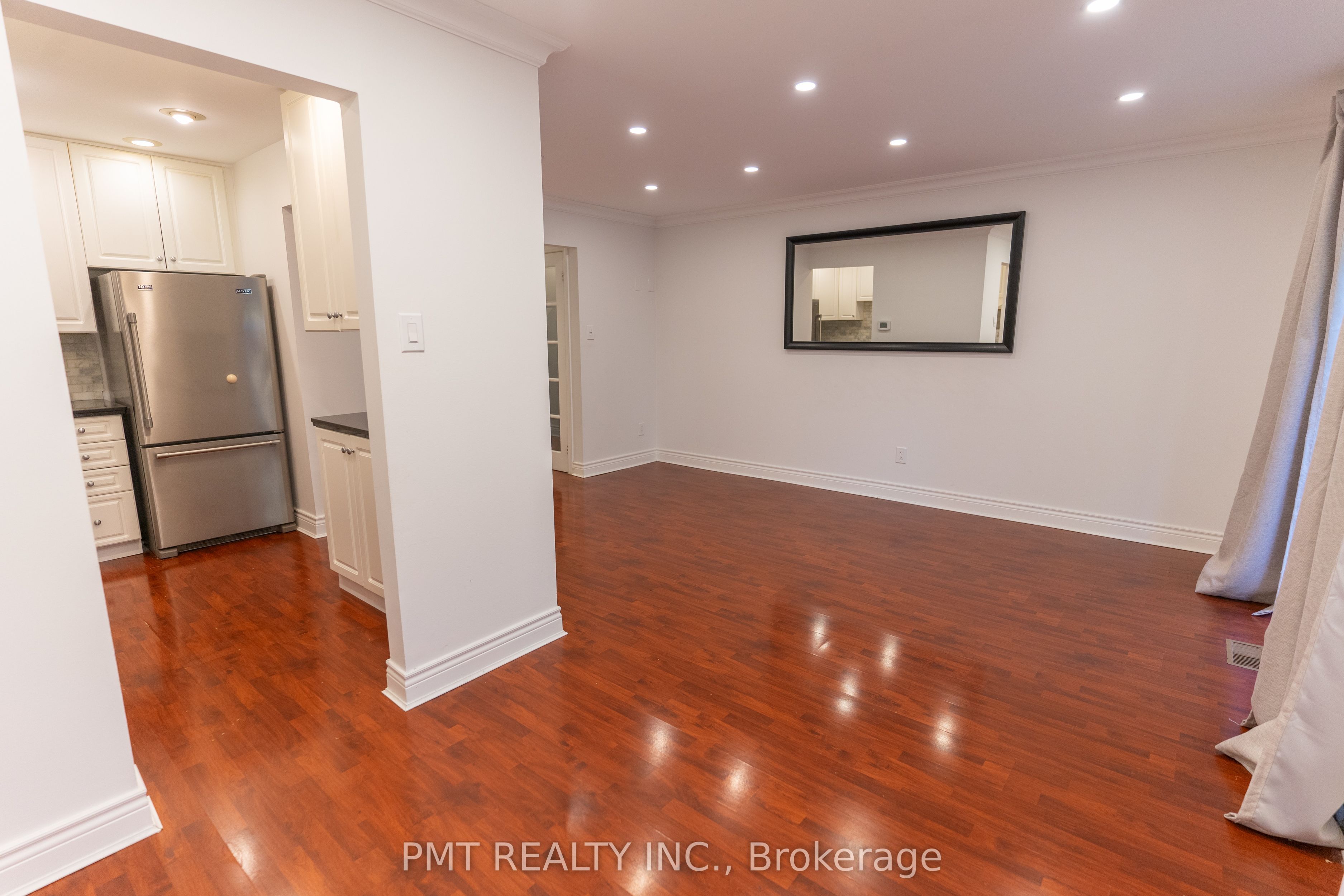 Photo 25 of 10 Corkory Way, Markham, Aileen-Willowbrook — HOMEH