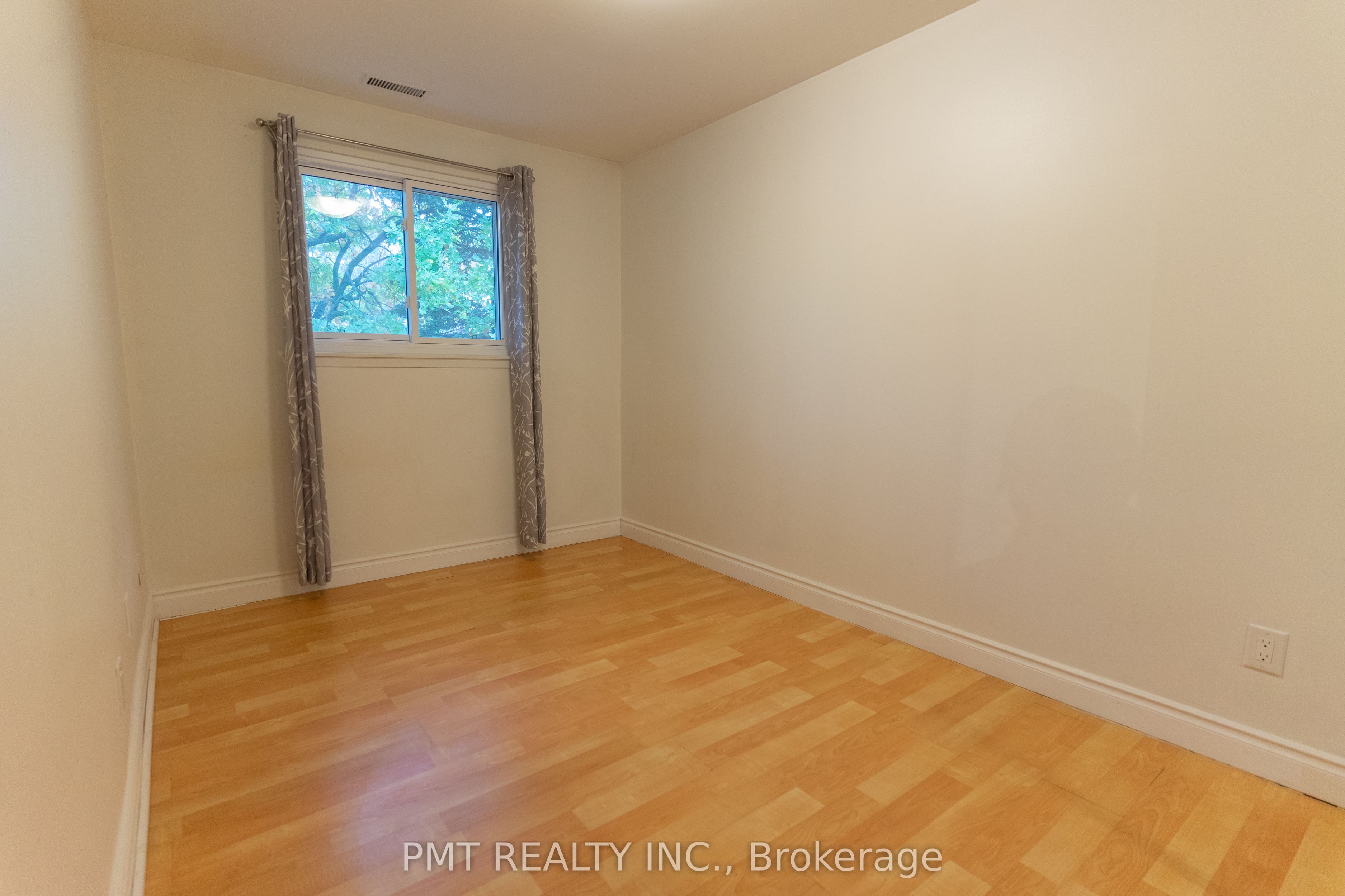 Photo 30 of 10 Corkory Way, Markham, Aileen-Willowbrook — HOMEH