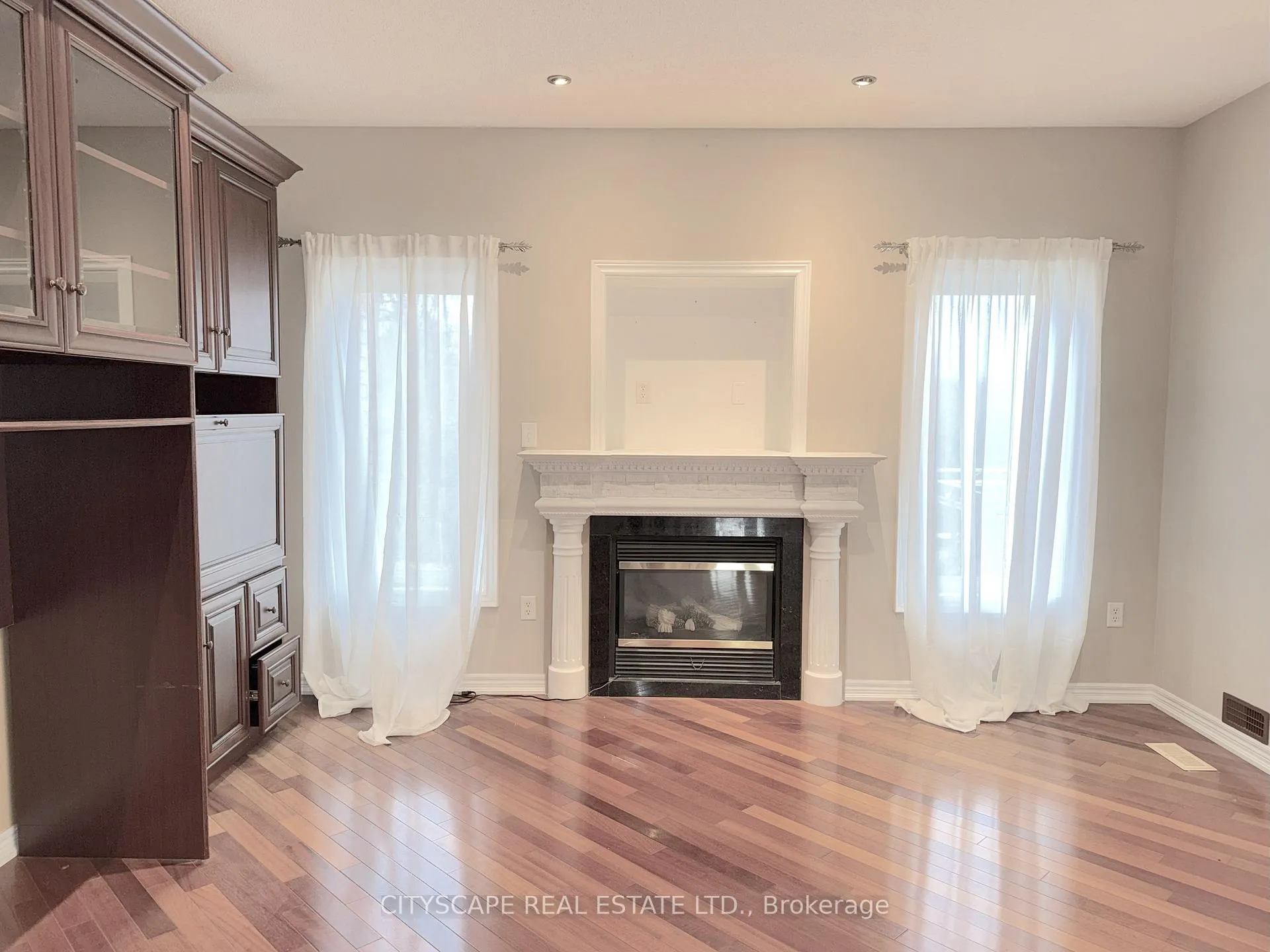 Photo 18 of 114 Hoile Drive, Ajax, South East — HOMEH