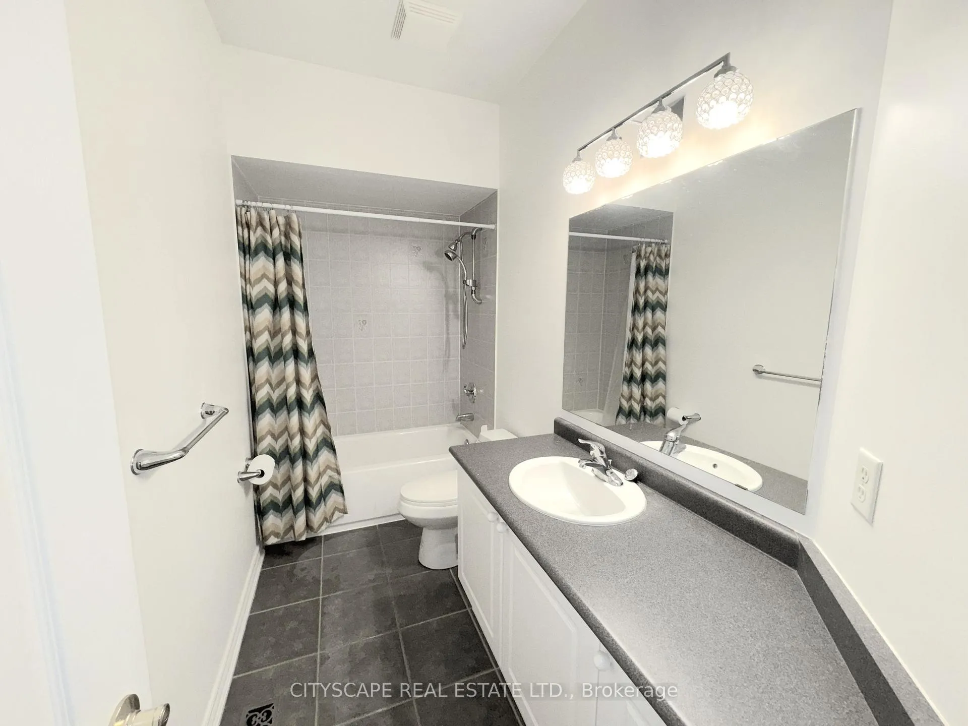 Photo 26 of 114 Hoile Drive, Ajax, South East — HOMEH