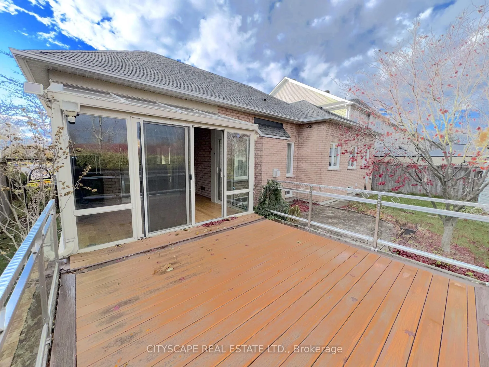 Photo 32 of 114 Hoile Drive, Ajax, South East — HOMEH