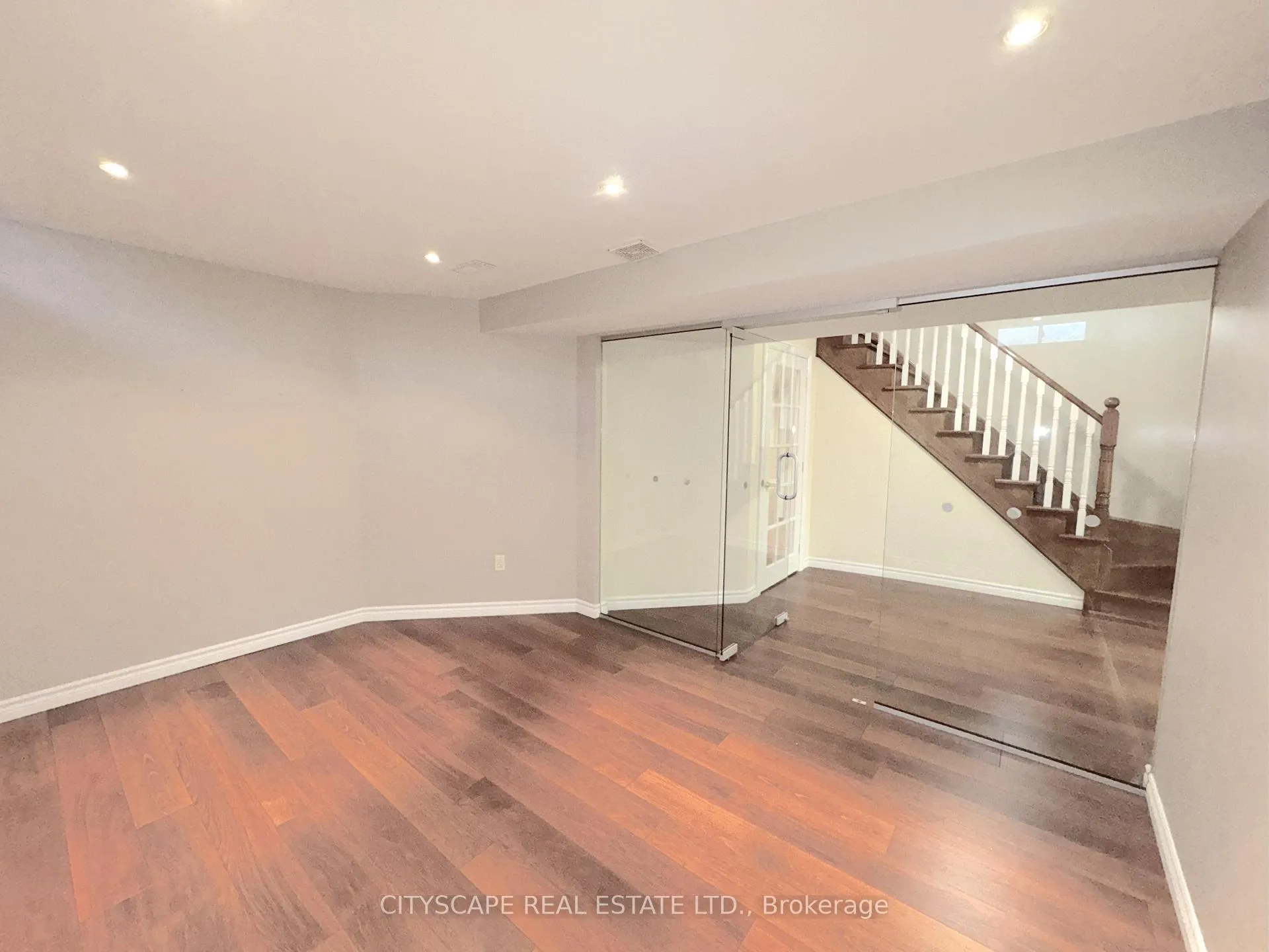 Photo 41 of 114 Hoile Drive, Ajax, South East — HOMEH