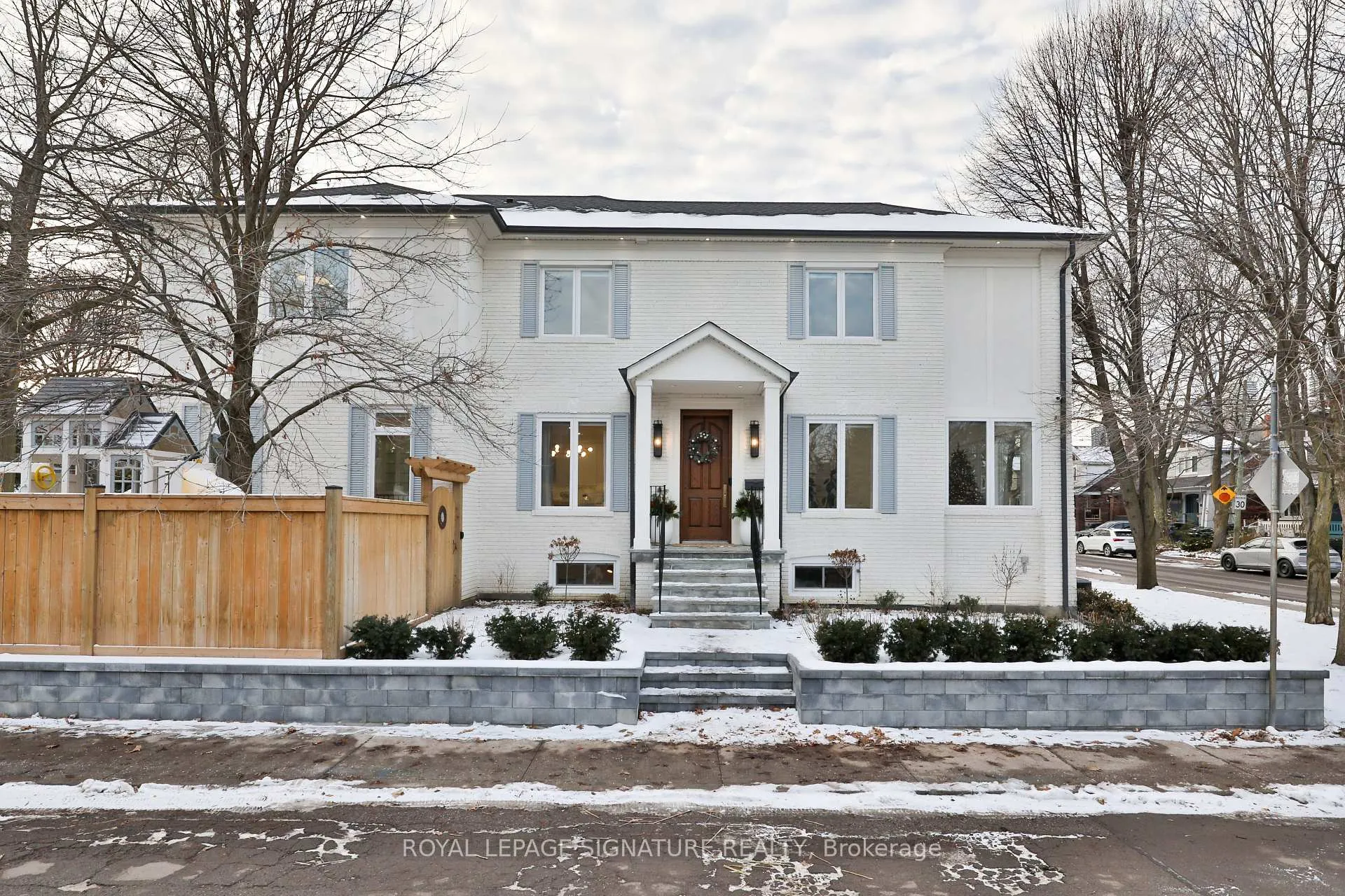 Photo 2 of 28 Belle Ayre Boulevard, Toronto, Mount Pleasant East — HOMEH