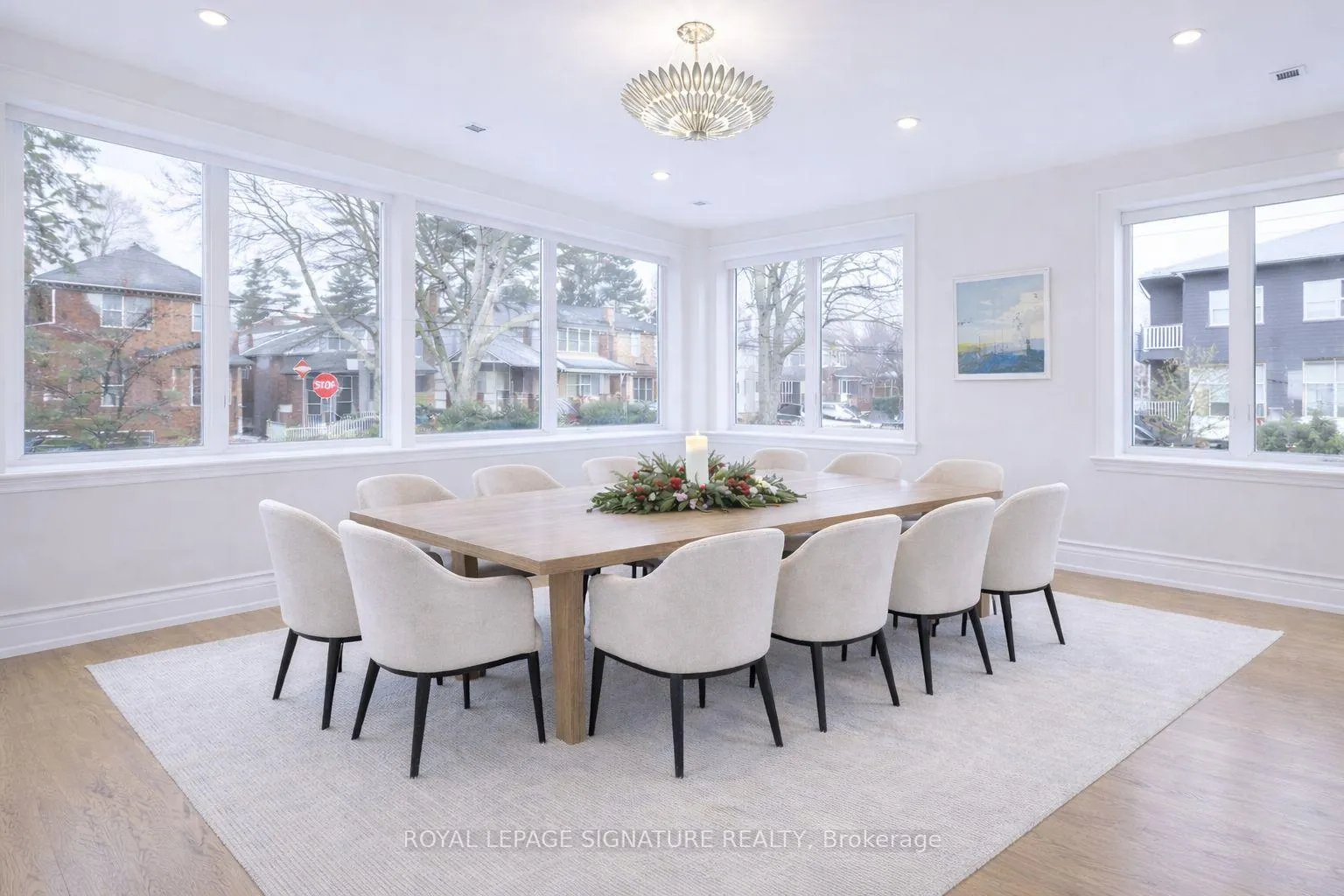 Photo 21 of 28 Belle Ayre Boulevard, Toronto, Mount Pleasant East — HOMEH