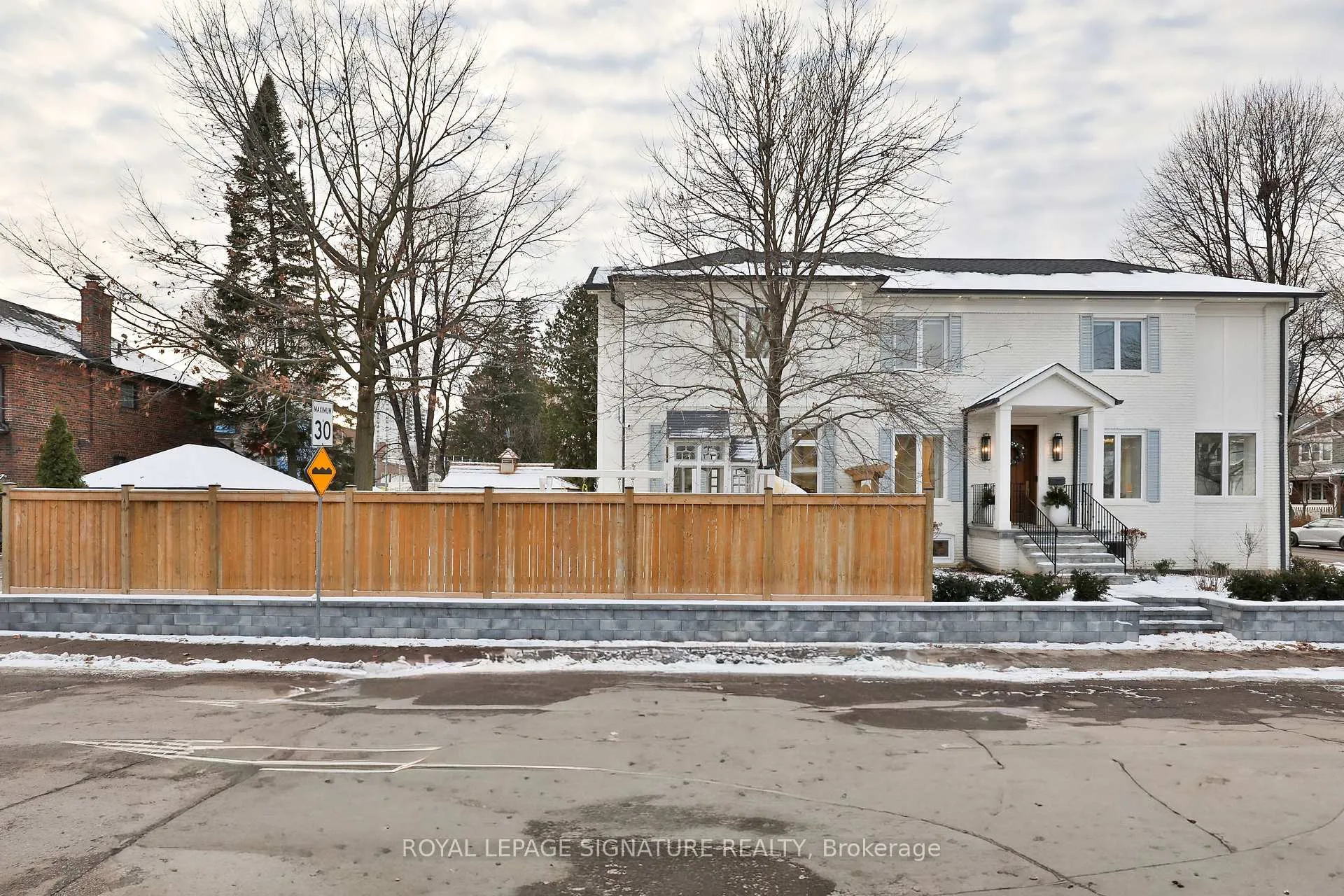 Photo 47 of 28 Belle Ayre Boulevard, Toronto, Mount Pleasant East — HOMEH