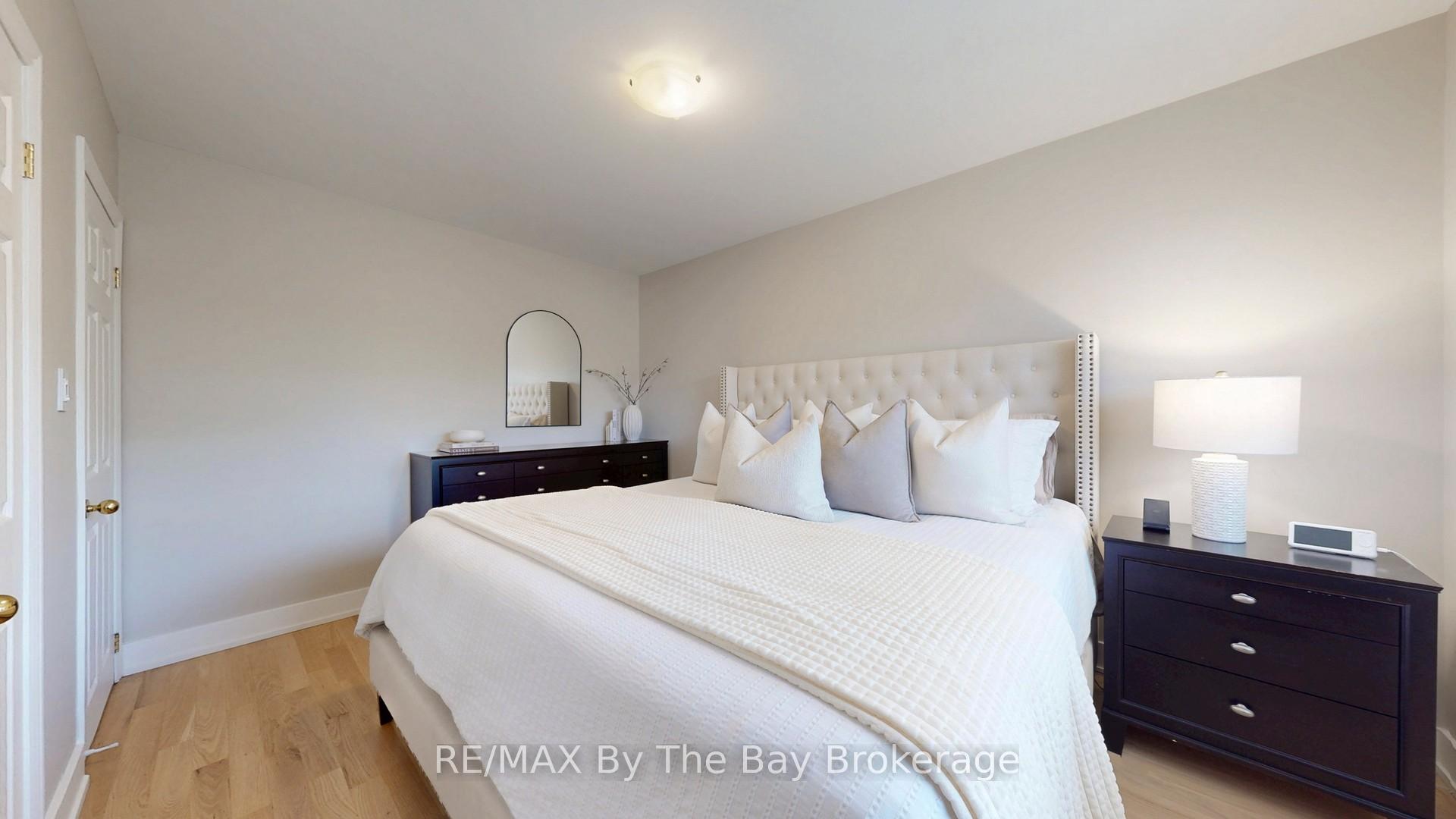 Photo 16 of 82 Brimorton Drive, Scarborough, Bendale — HOMEH