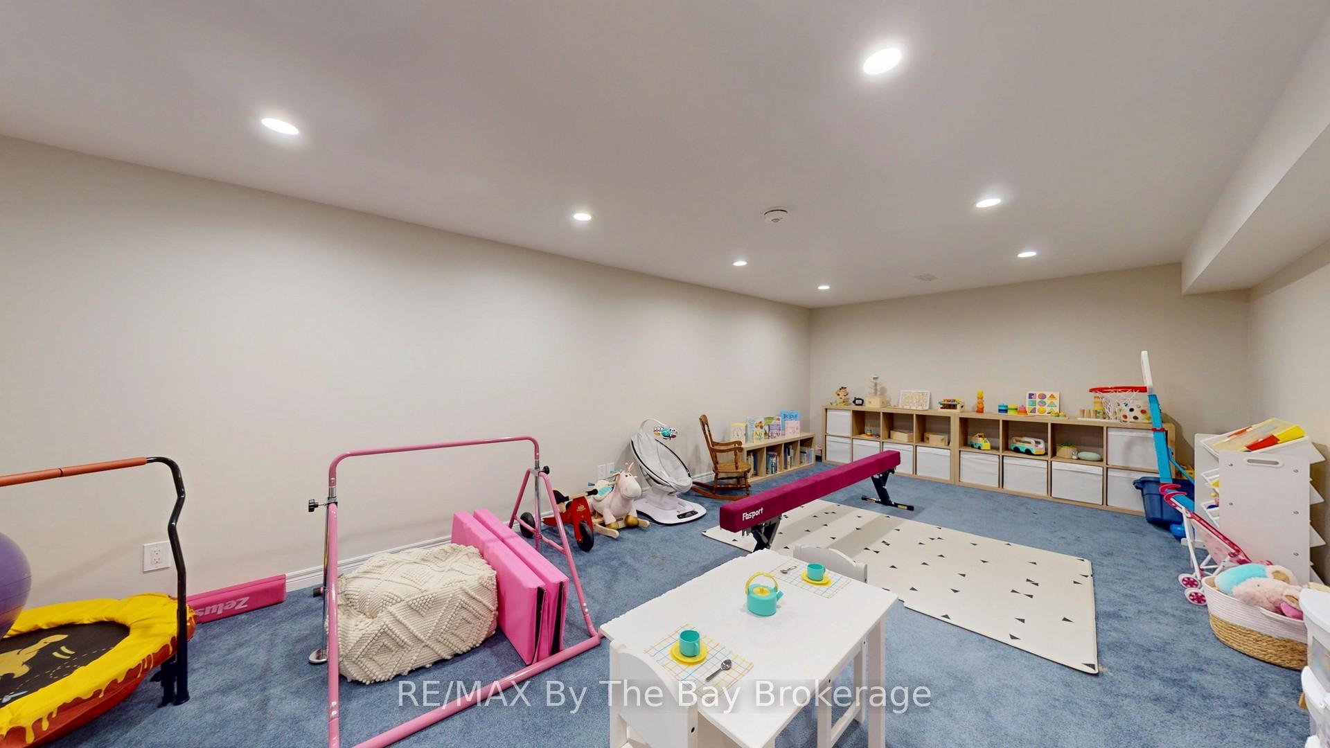 Photo 31 of 82 Brimorton Drive, Scarborough, Bendale — HOMEH