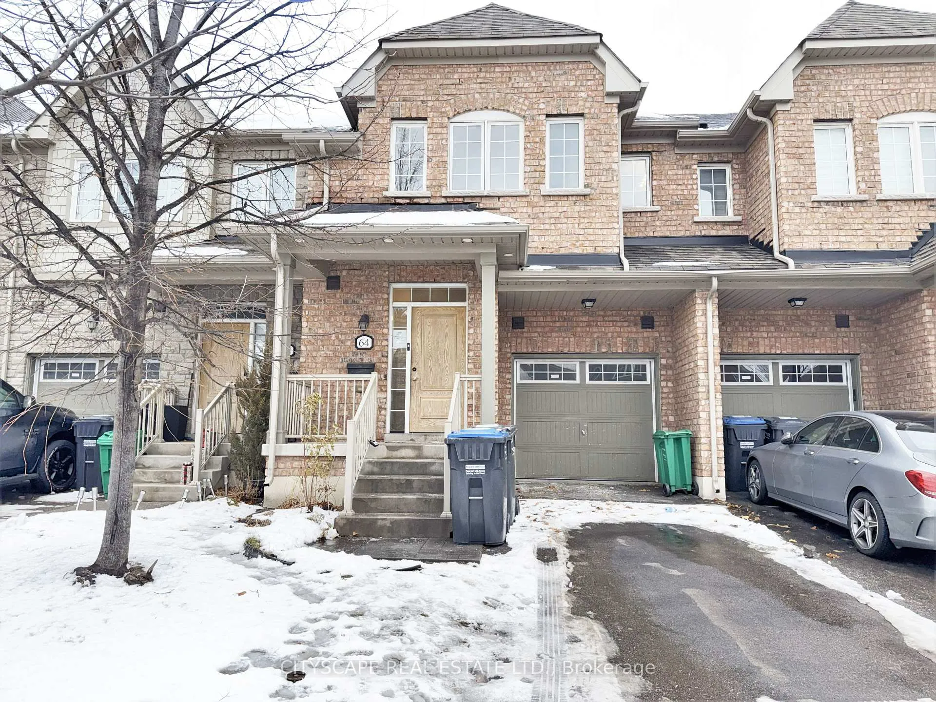 Front of 64 Honeyview Trail