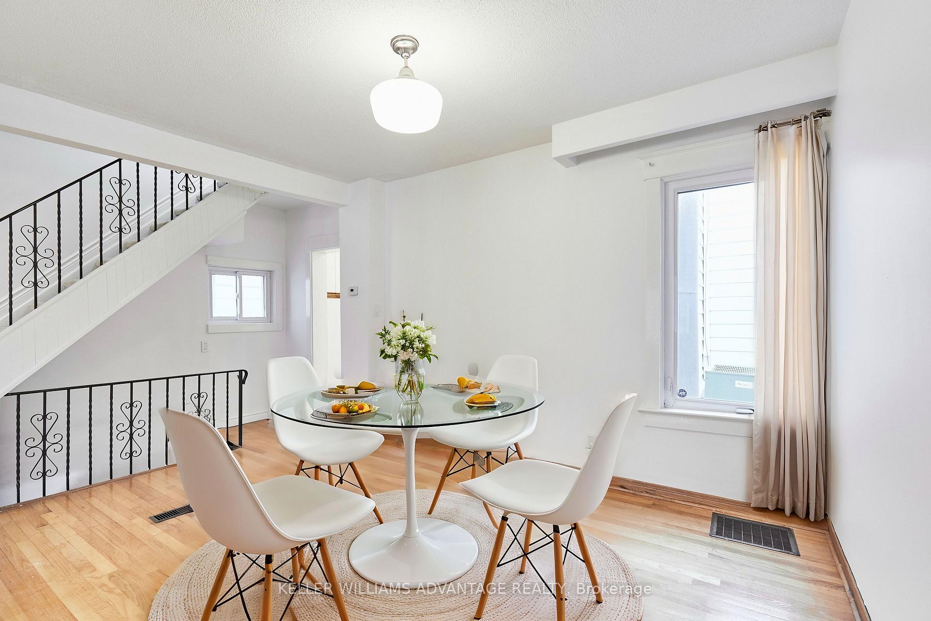 Photo 6 of 34 Coleridge Avenue, Toronto, Woodbine-Lumsden — HOMEH