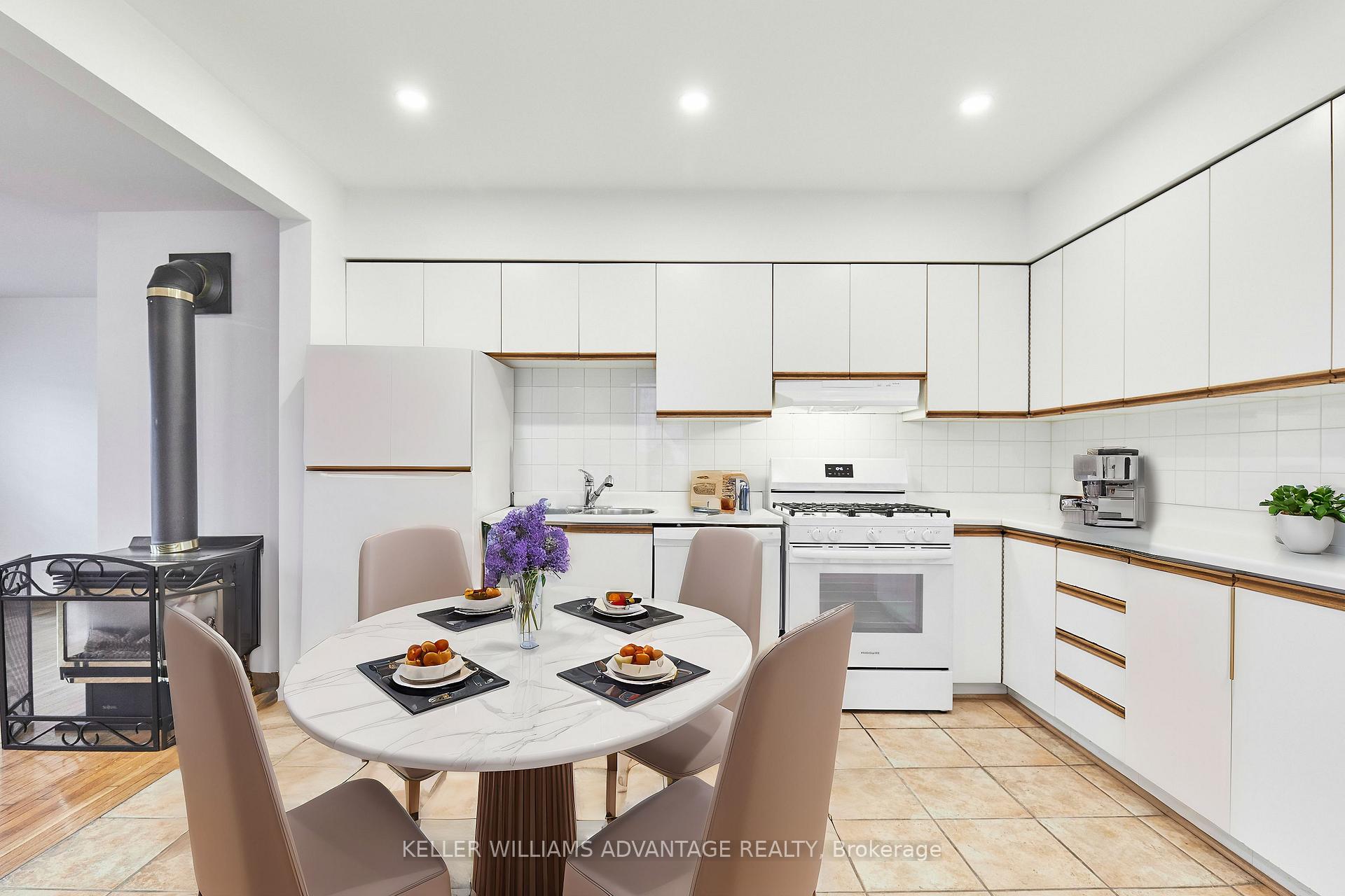 Photo 9 of 34 Coleridge Avenue, Toronto, Woodbine-Lumsden — HOMEH