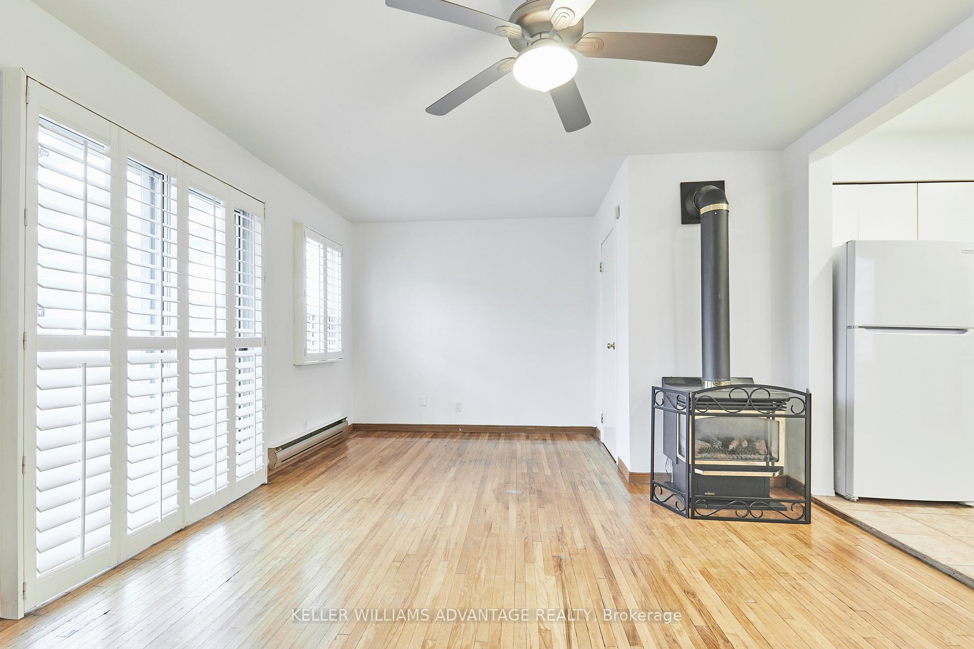 Photo 14 of 34 Coleridge Avenue, Toronto, Woodbine-Lumsden — HOMEH