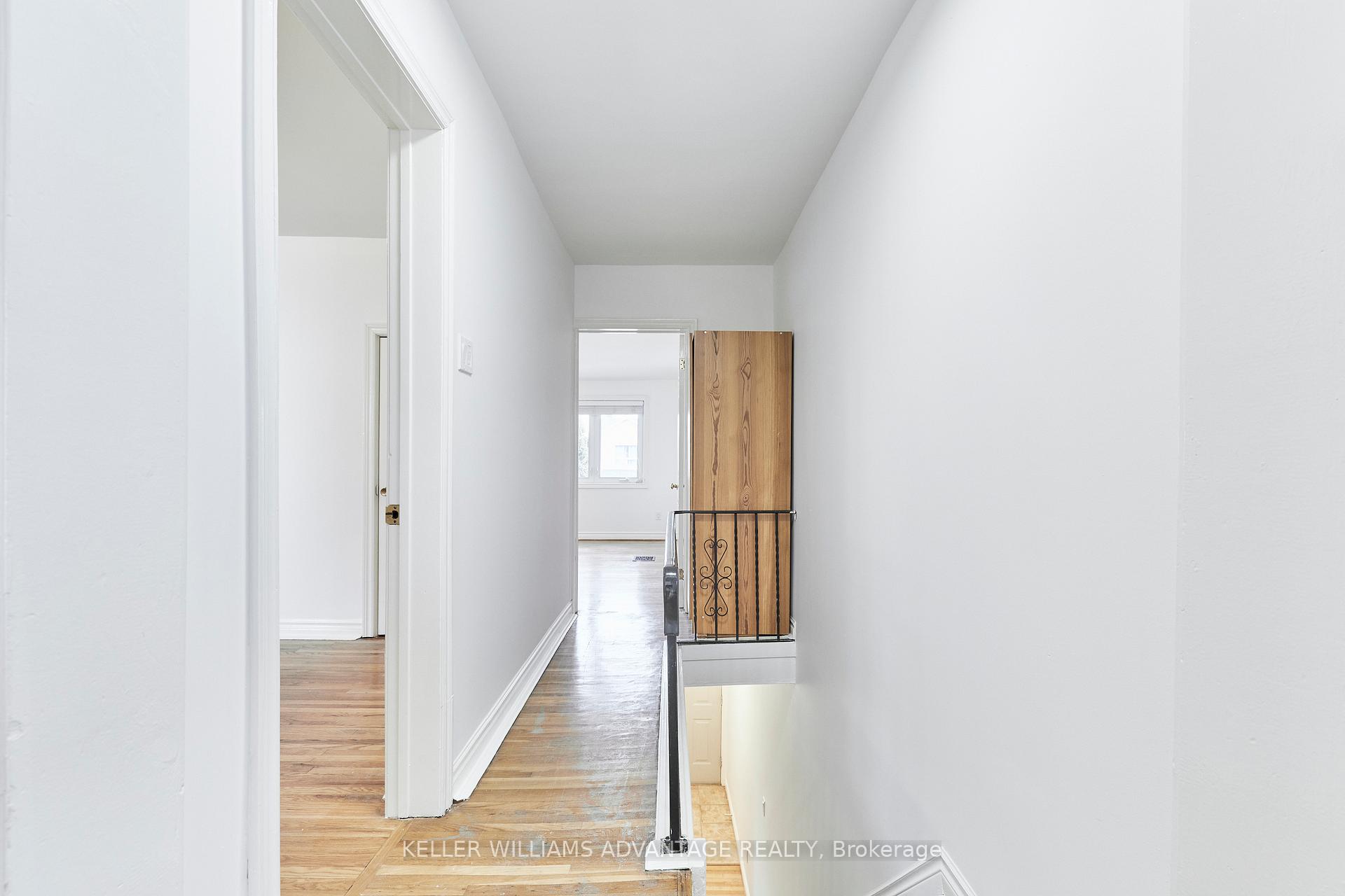 Photo 17 of 34 Coleridge Avenue, Toronto, Woodbine-Lumsden — HOMEH