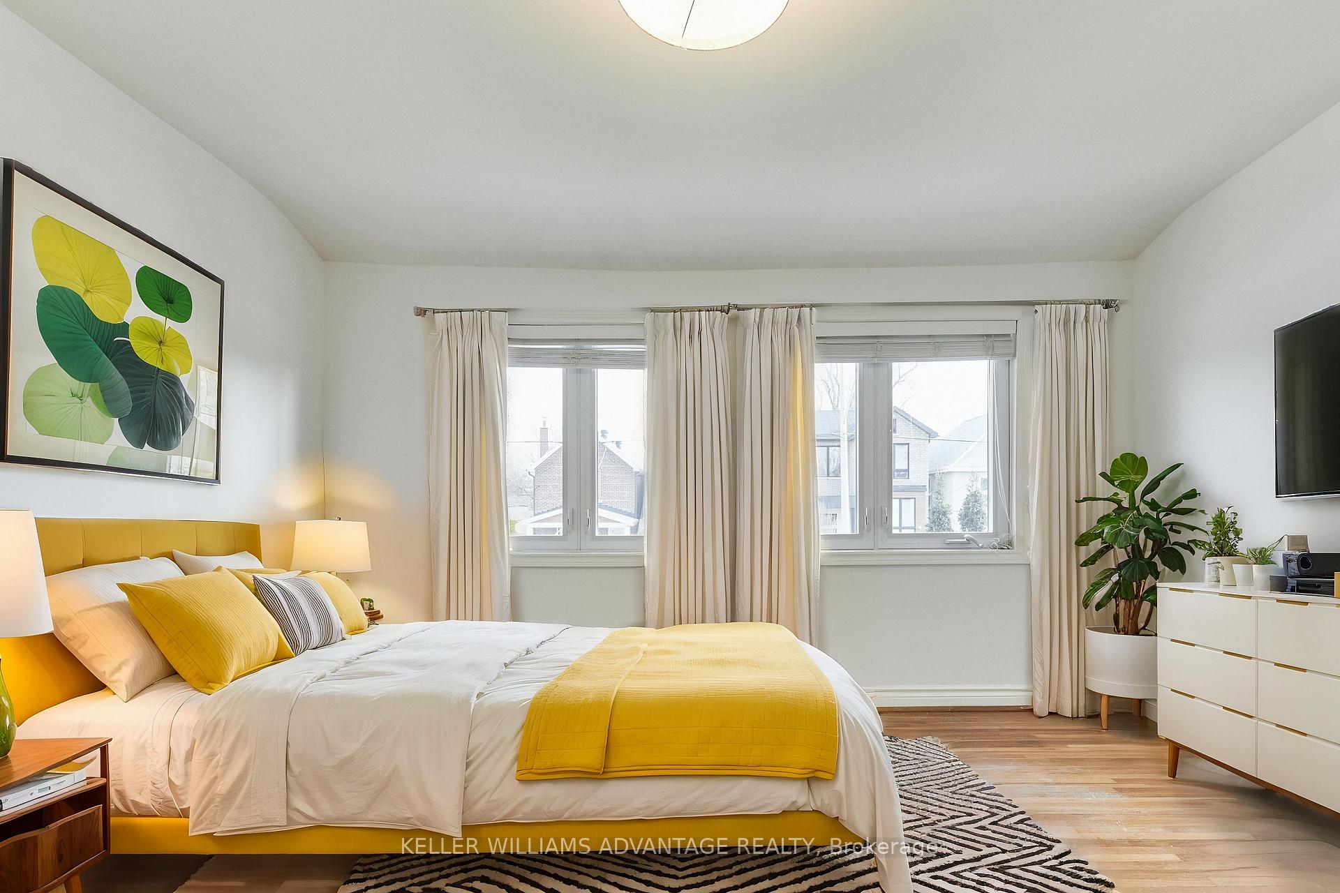 Photo 18 of 34 Coleridge Avenue, Toronto, Woodbine-Lumsden — HOMEH